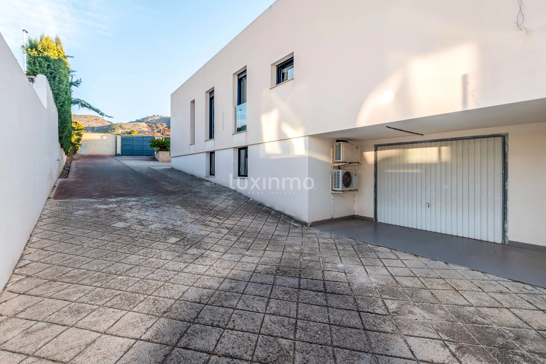 Chalet elegante con piscina privada en Rincón de Loix, Benidorm — photo 26
