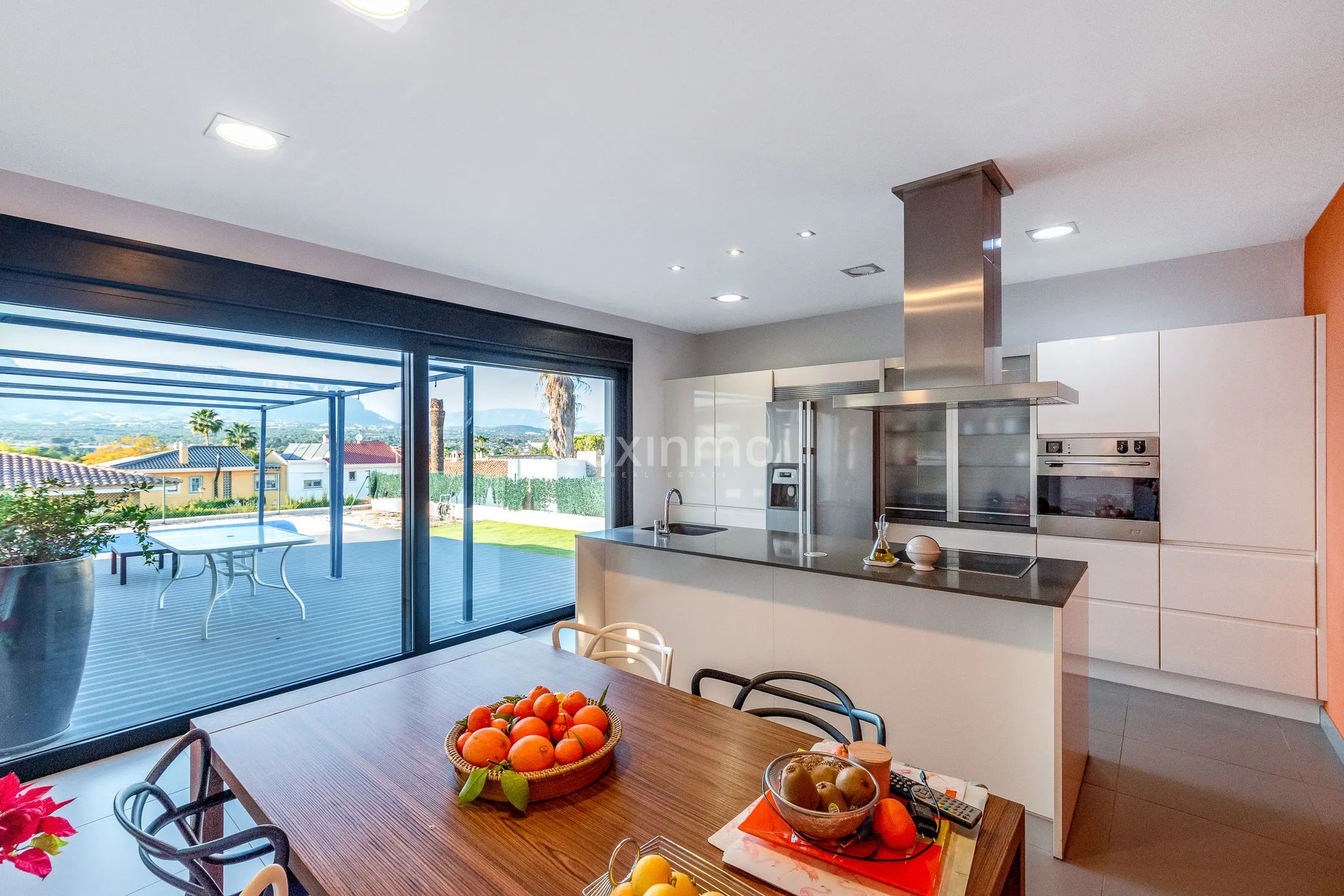 Chalet elegante con piscina privada en Rincón de Loix, Benidorm — photo 5