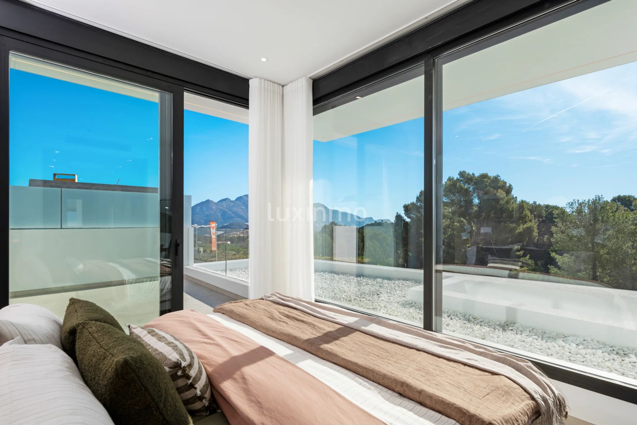 Luxueuse villa moderne à vendre à Polop avec vue imprenable — photo 25