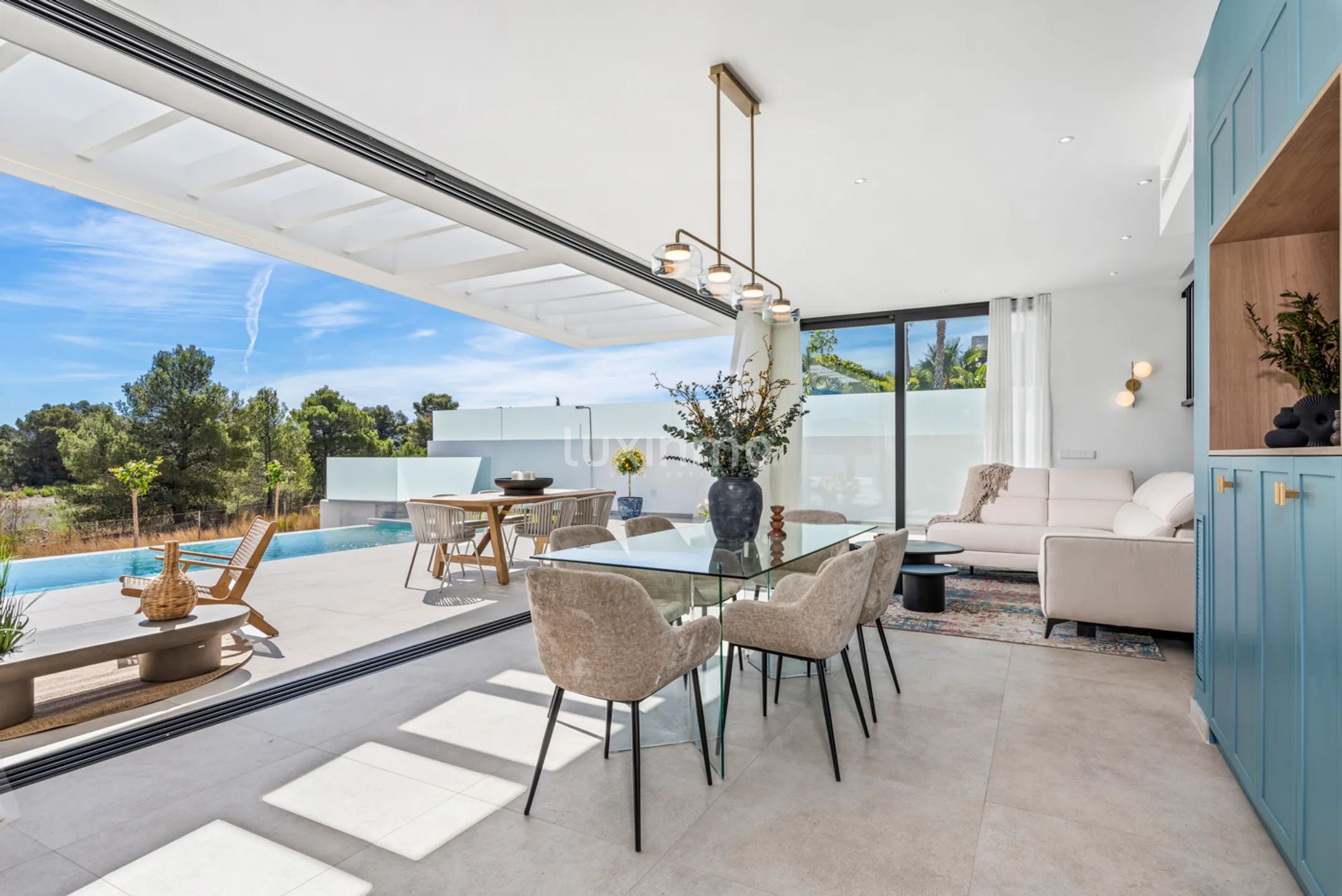 Luxueuse villa moderne à vendre à Polop avec vue imprenable — photo 11