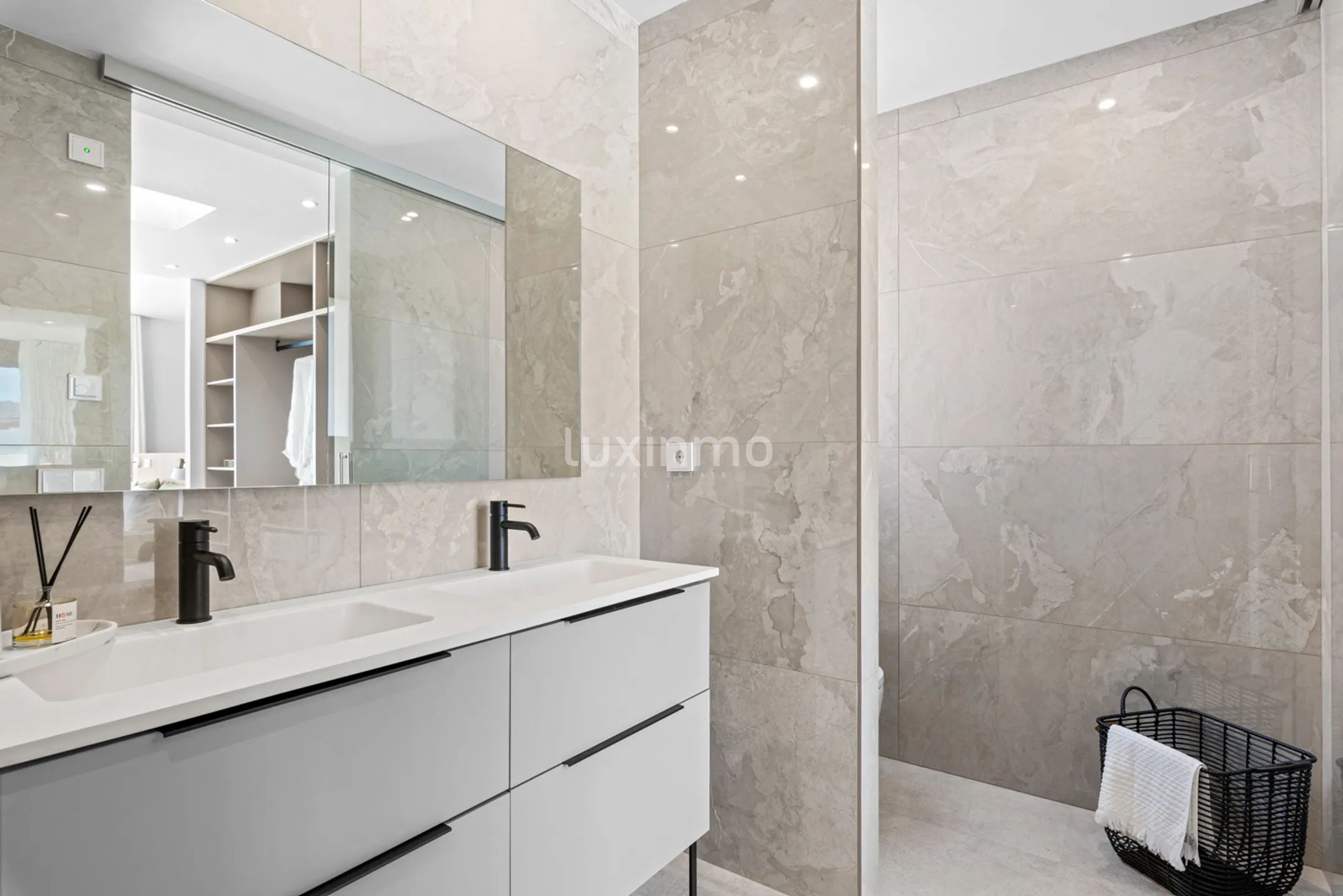 Luxueuse villa moderne à vendre à Polop avec vue imprenable — photo 22