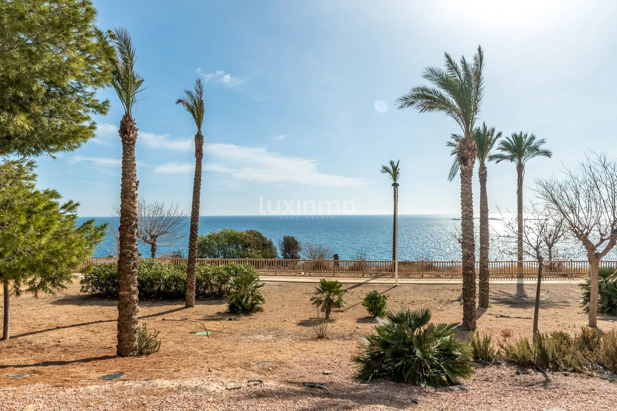 Impresionante ático reformado con vistas al mar en Villajoyosa — photo 25