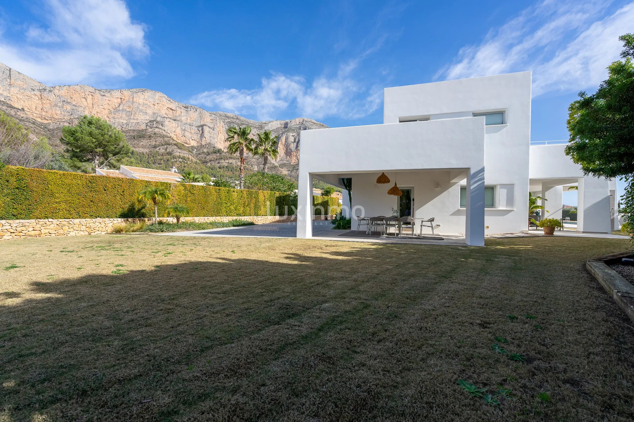 Encantadora villa con piscina privada en venta en Jávea — photo 32