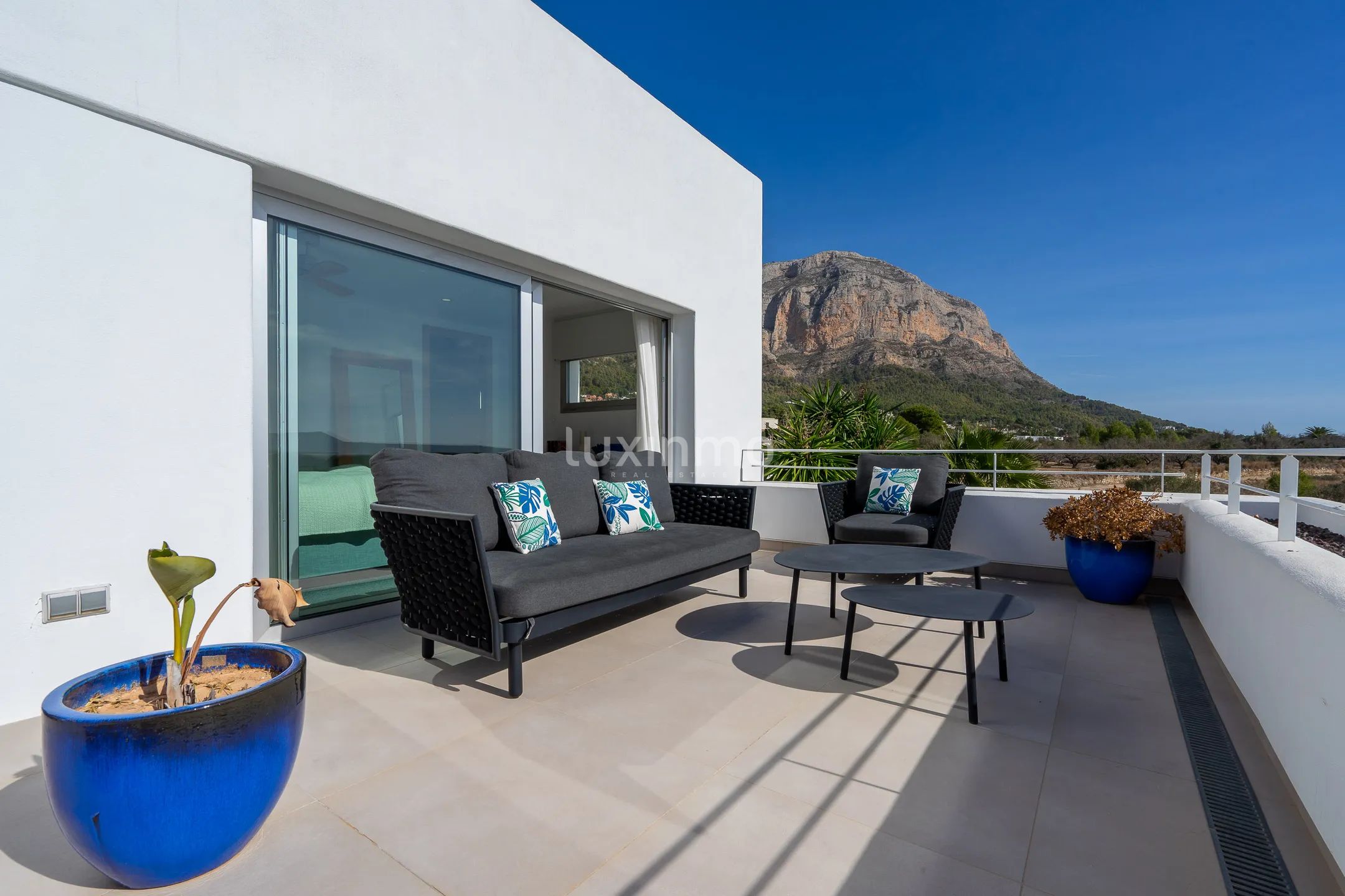 Encantadora villa con piscina privada en venta en Jávea — photo 21