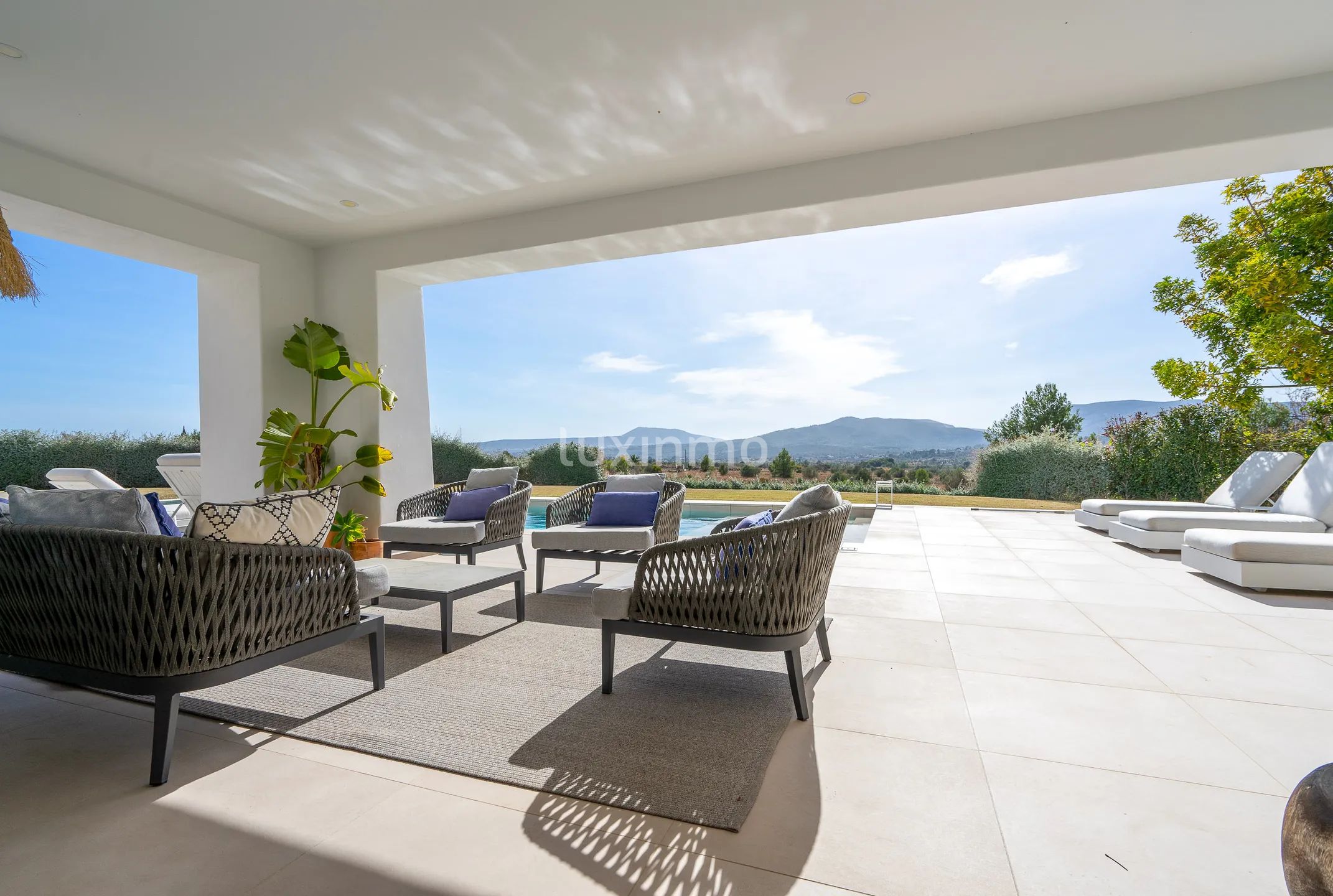 Encantadora villa con piscina privada en venta en Jávea — photo 13