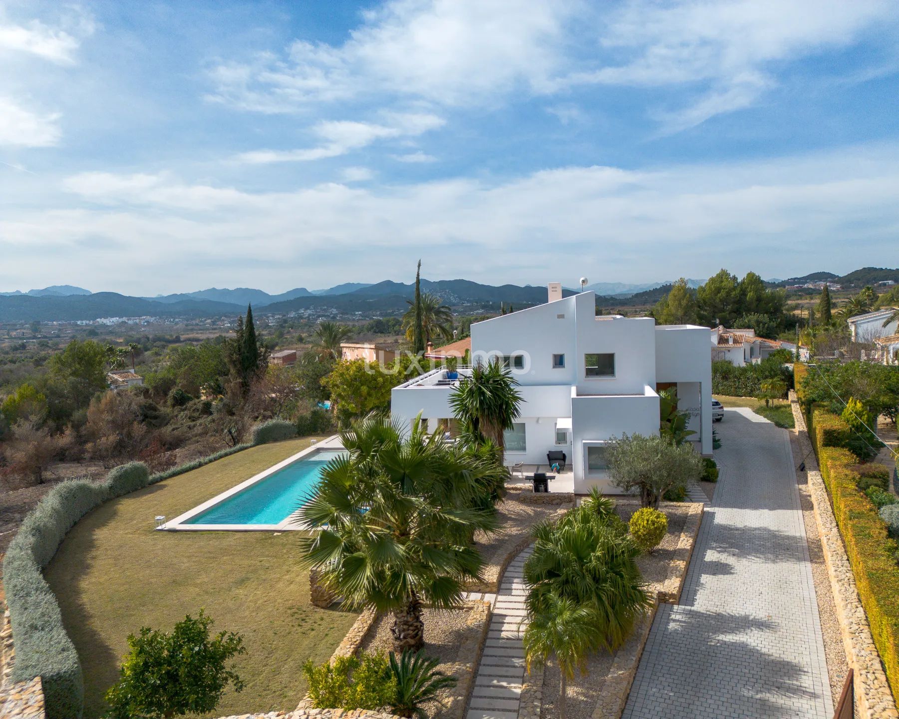 Encantadora villa con piscina privada en venta en Jávea — photo 26