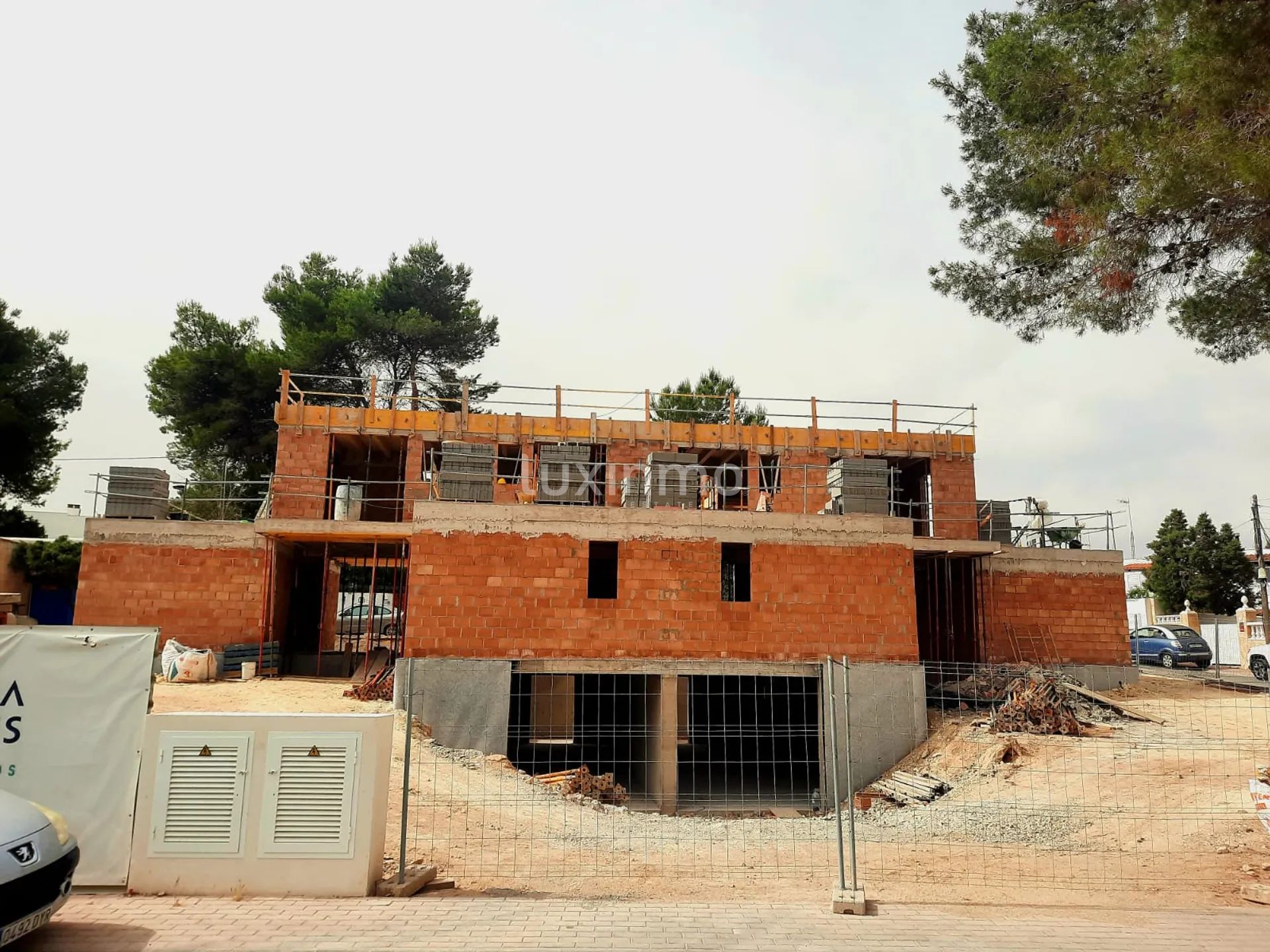 Neugebaute moderne Doppelhaushälfte mit privatem Swimmingpool in Strandnähe in Port des Torrent, Ibiza — photo 3