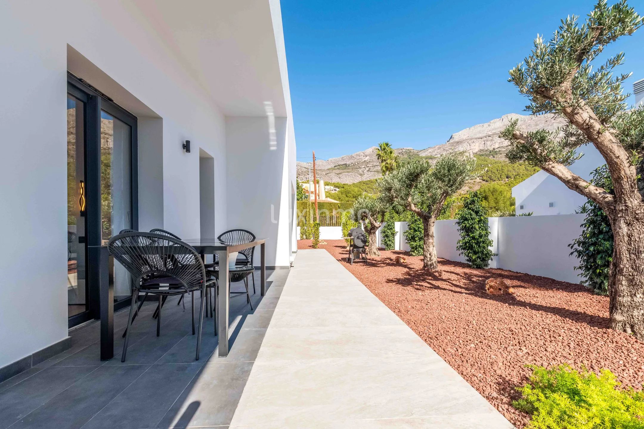 Mooie gelijkvloerse villa te koop in Altea — photo 20