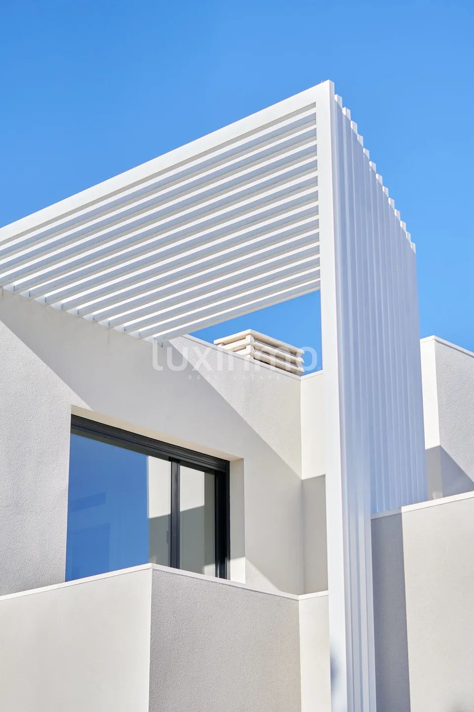 Exklusiv modern villa i privat urbanisering till salu i El Campello — photo 23