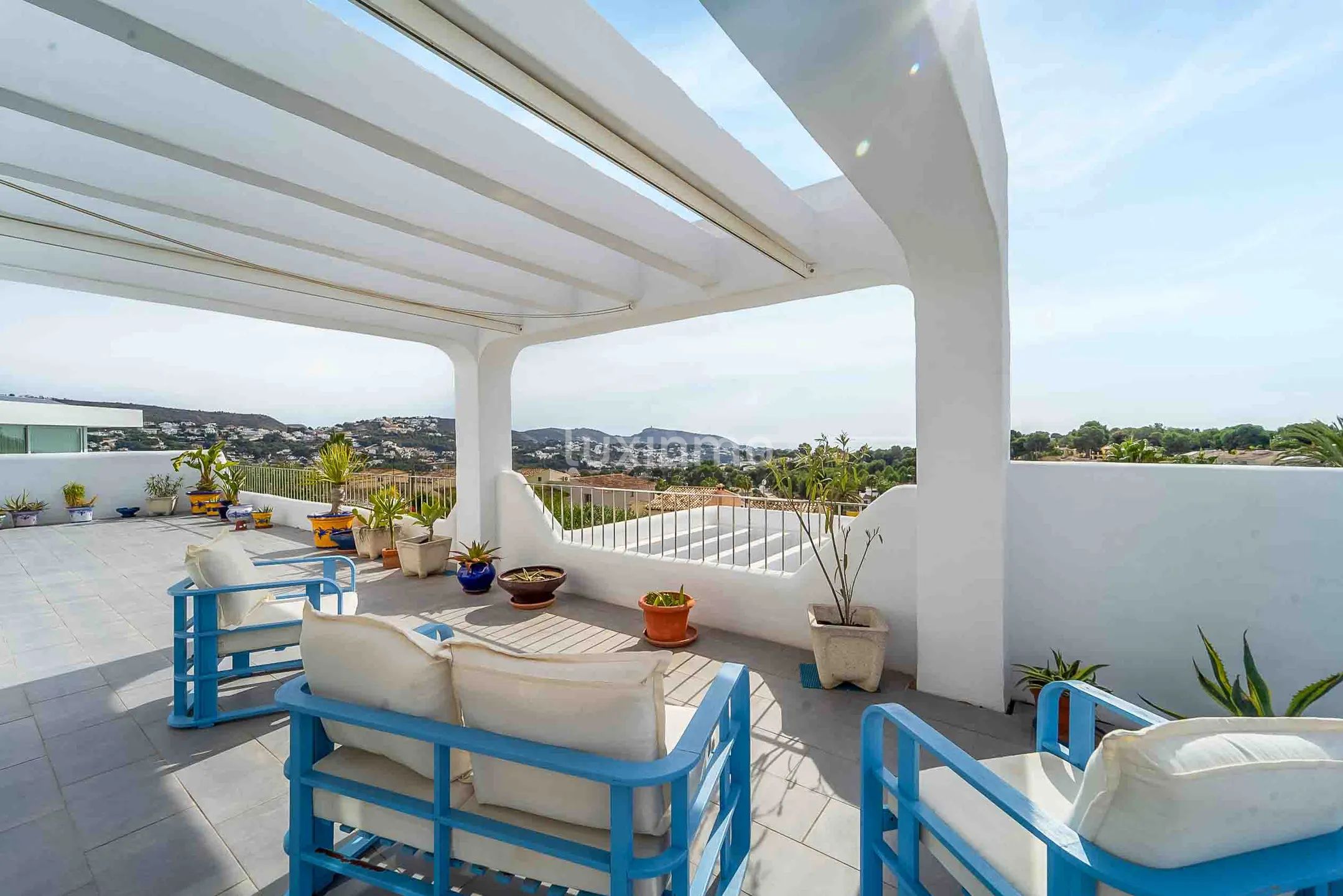 Luksuriøs, moderne enebolig med havutsikt i Moraira — photo 21