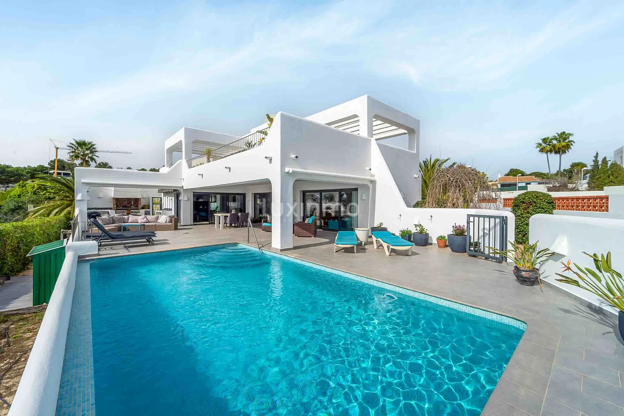 Luxuriöses modernes Einfamilienhaus mit Meerblick in Moraira — photo 1
