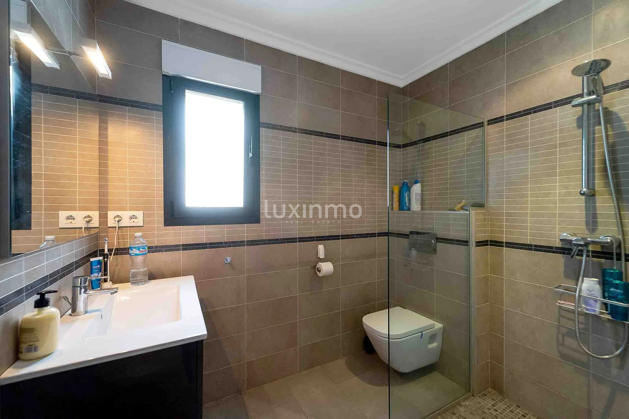 Luksuriøs, moderne enebolig med havutsikt i Moraira — photo 13