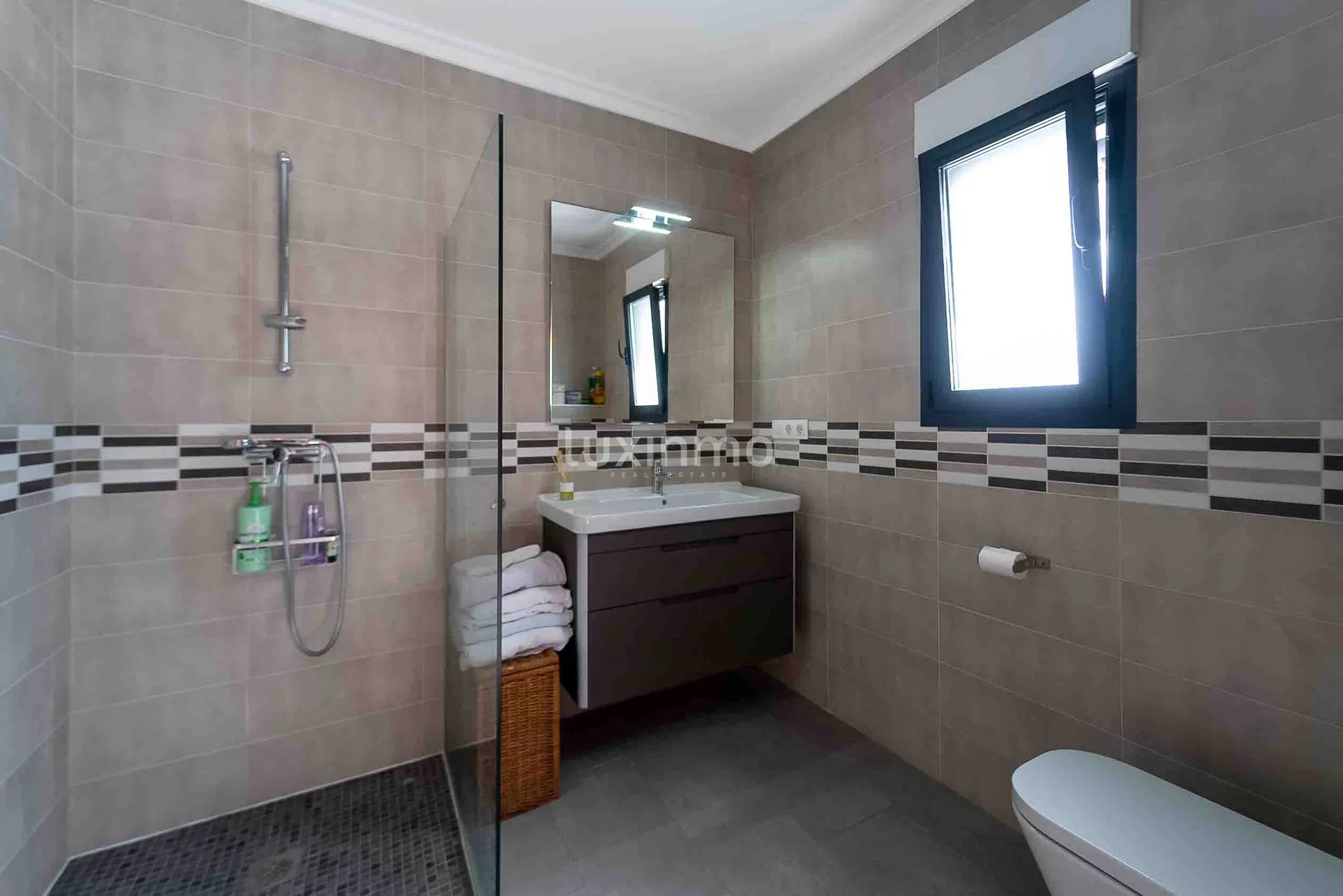 Luksuriøs, moderne enebolig med havutsikt i Moraira — photo 20