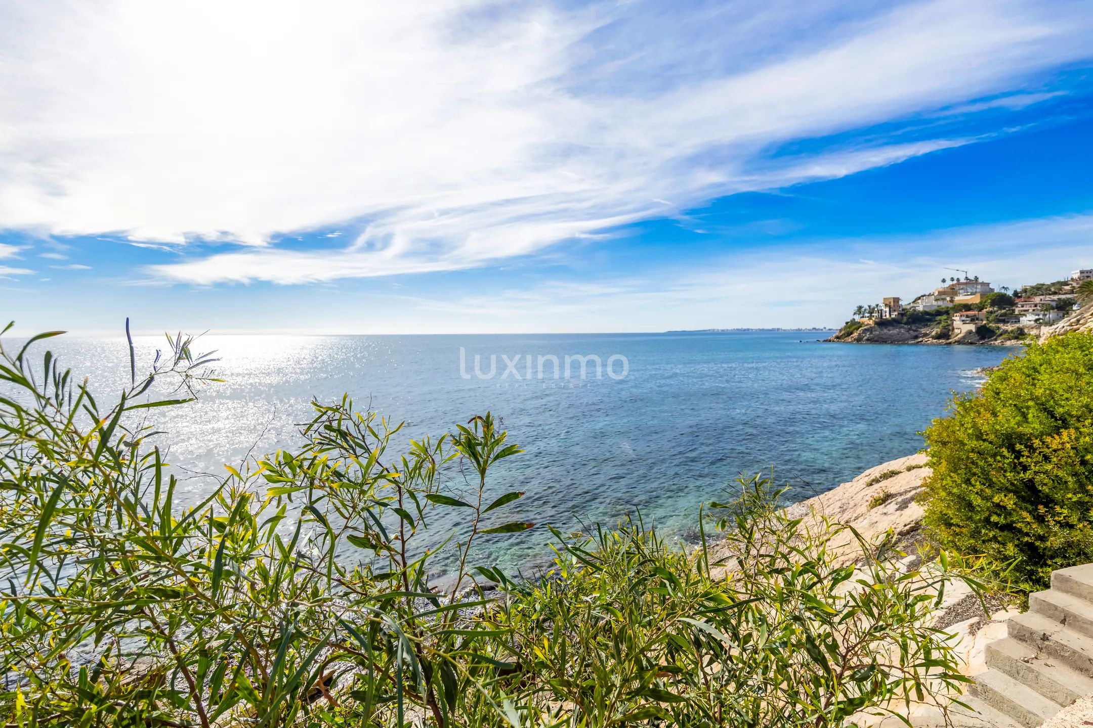 Новая вилла с 5 спальнями на первой линии пляжа в Эль-Кампельо — photo 14