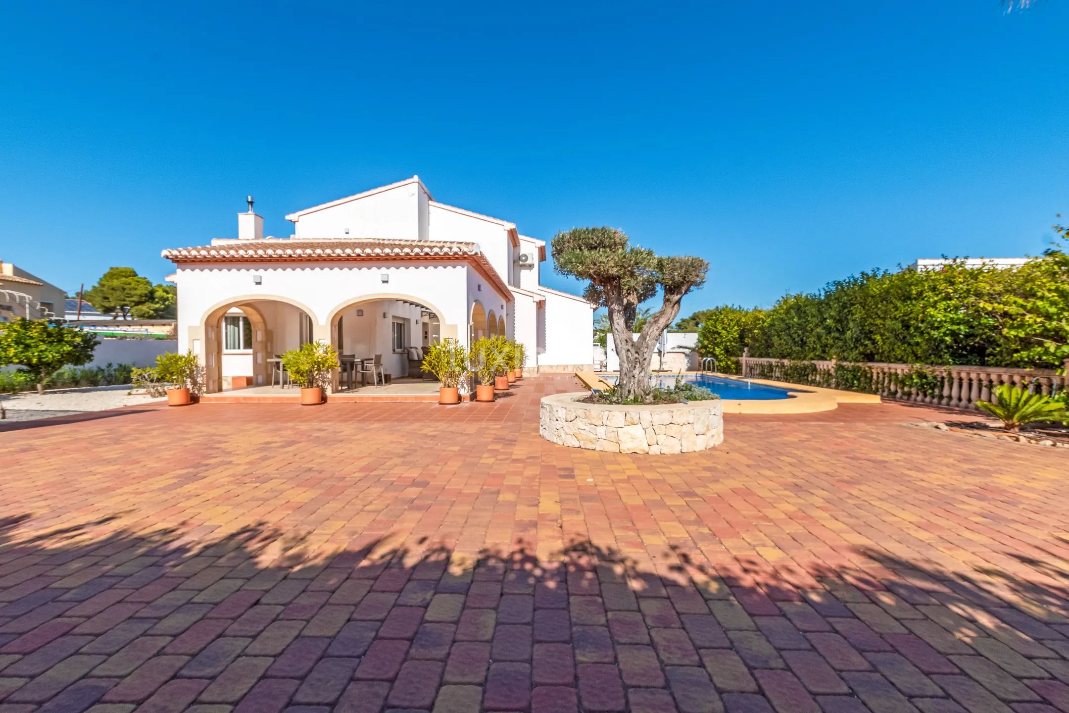 Villa méditerranéenne avec vue dégagée à Balcón al Mar, Jávea — photo 20
