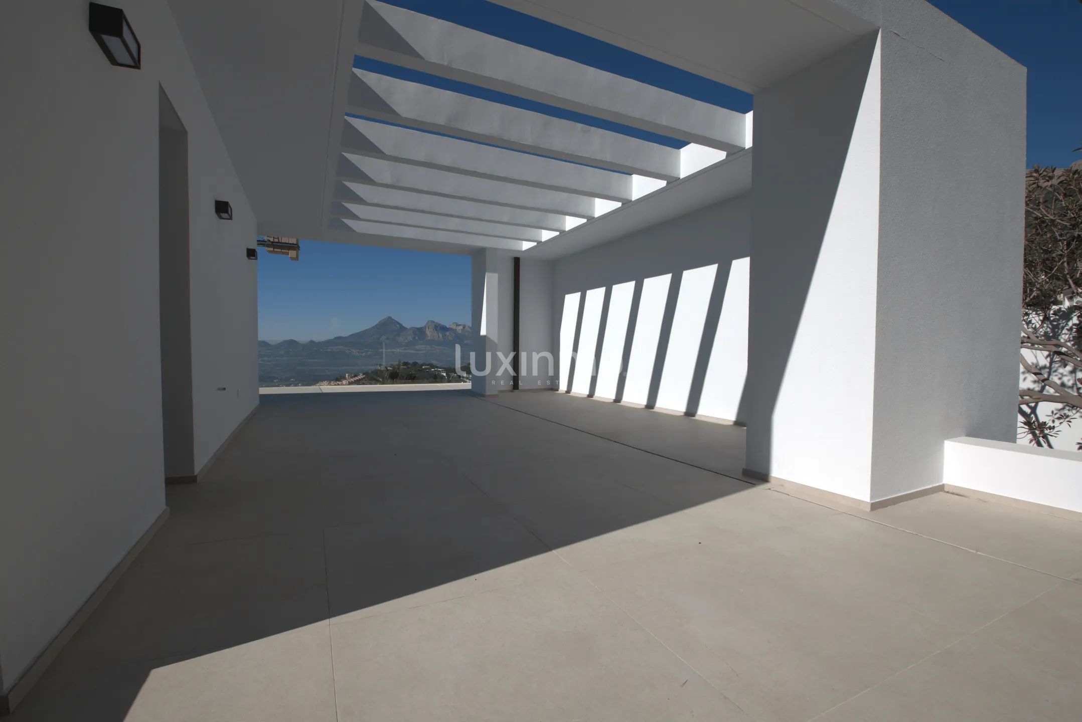 Stunning Modern Villa with Sea Views in Altea Hills — photo 14