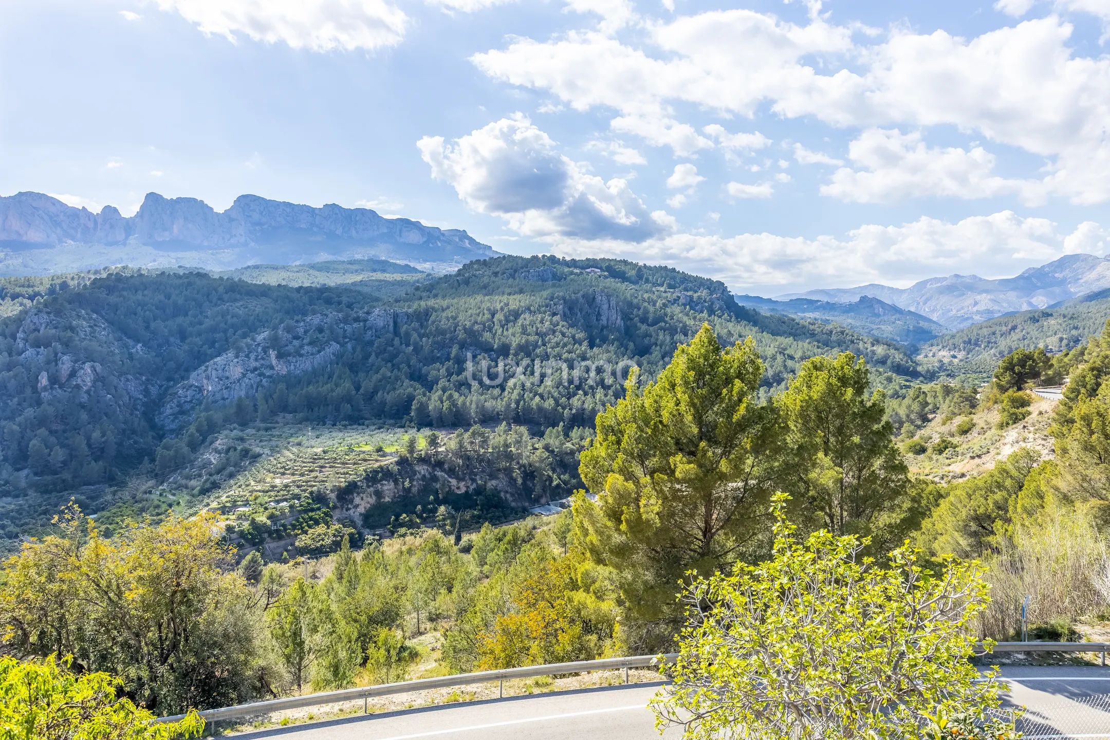 Villa i Guadalest-dalen til salgs med uovertruffen fjellutsikt — photo 33