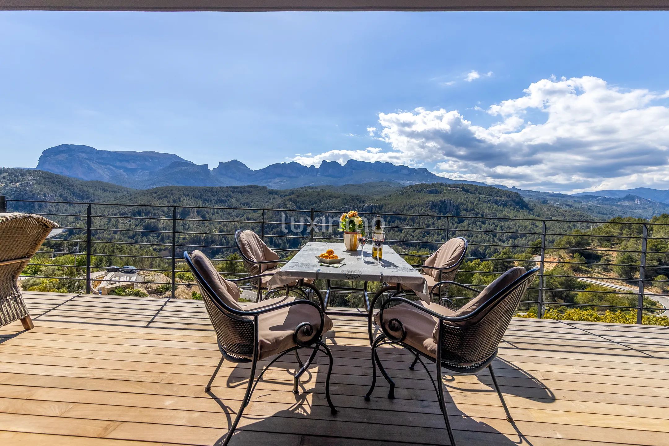 Villa in the Guadalest Valley for sale with unequalled mountain views — photo 4