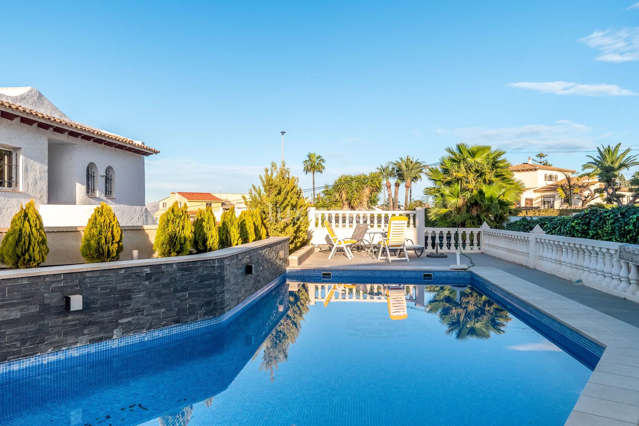 Villa zum Verkauf mit Meerblick in El Albir — photo 2