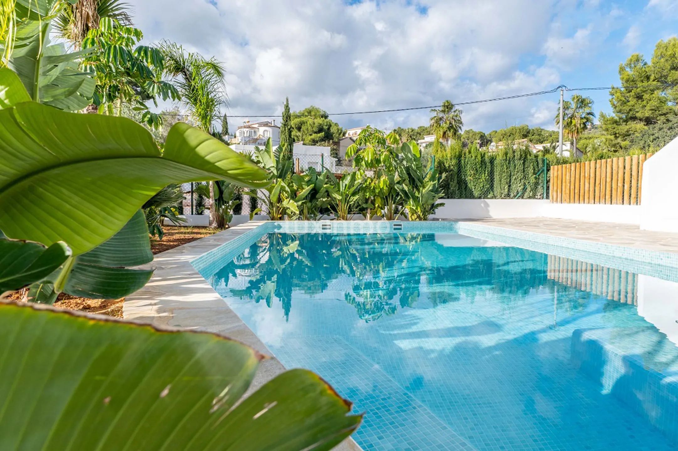 Maison neuve de style ibiza avec vue sur la mer à La Fustera, Benissa — photo 46