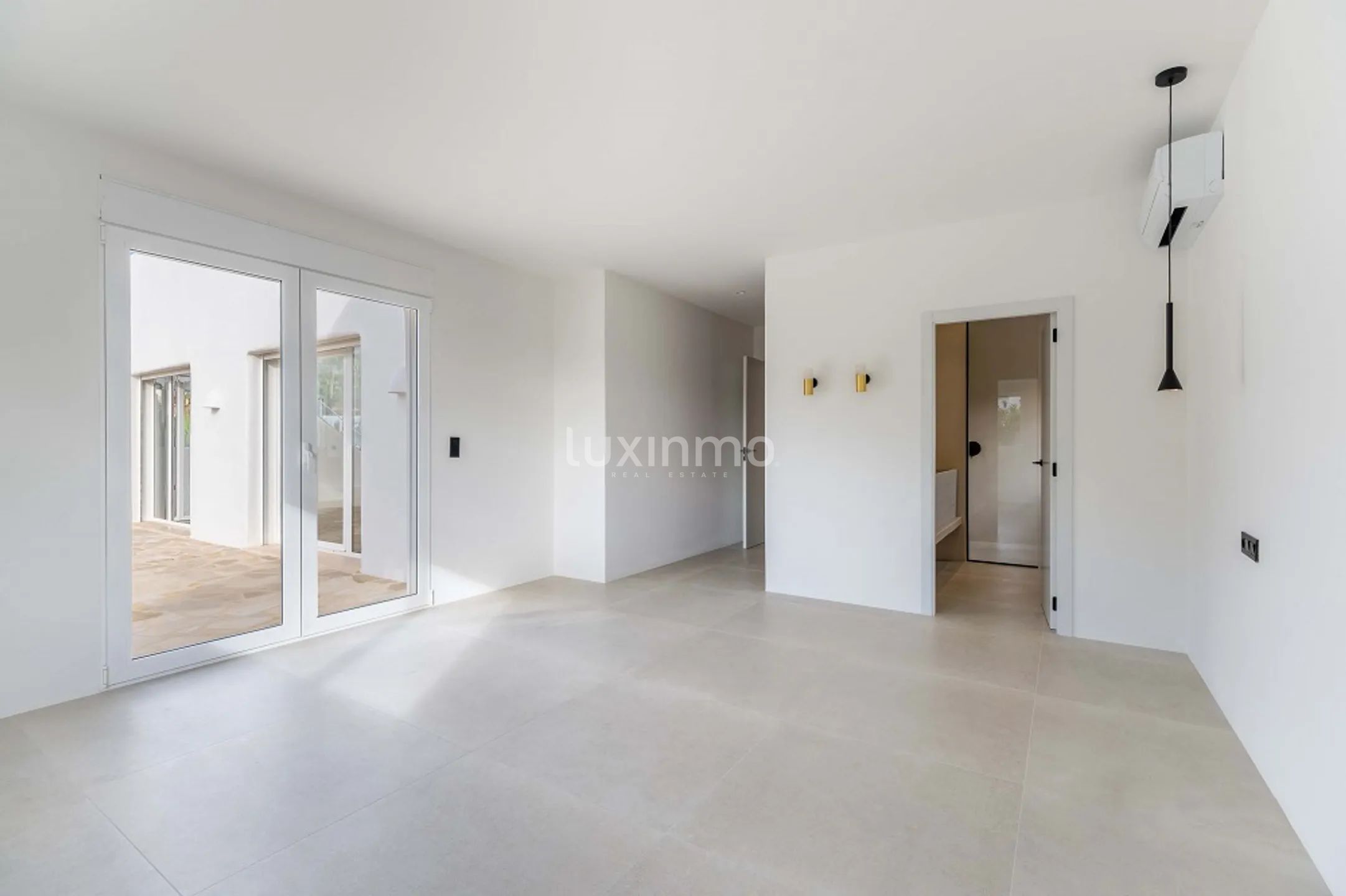 Maison neuve de style ibiza avec vue sur la mer à La Fustera, Benissa — photo 33