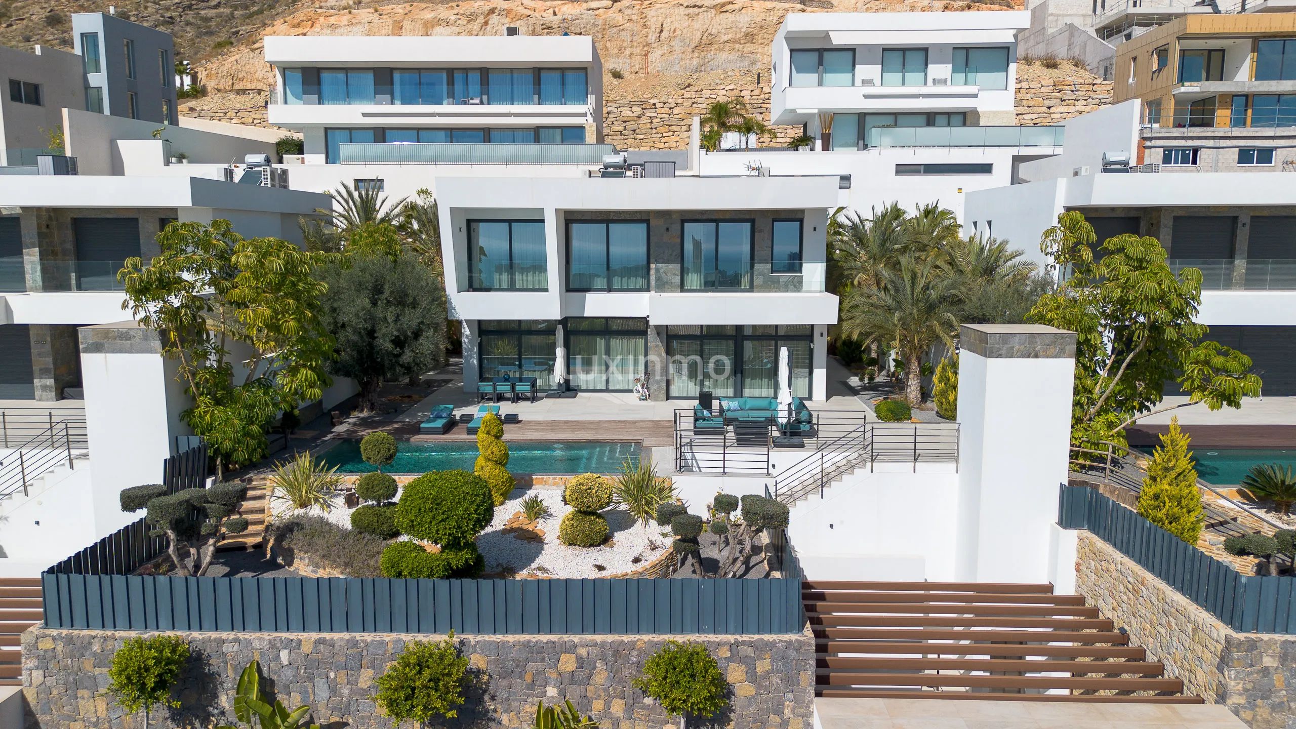 Modern luxury villa with sea views in Sierra Cortina — photo 72