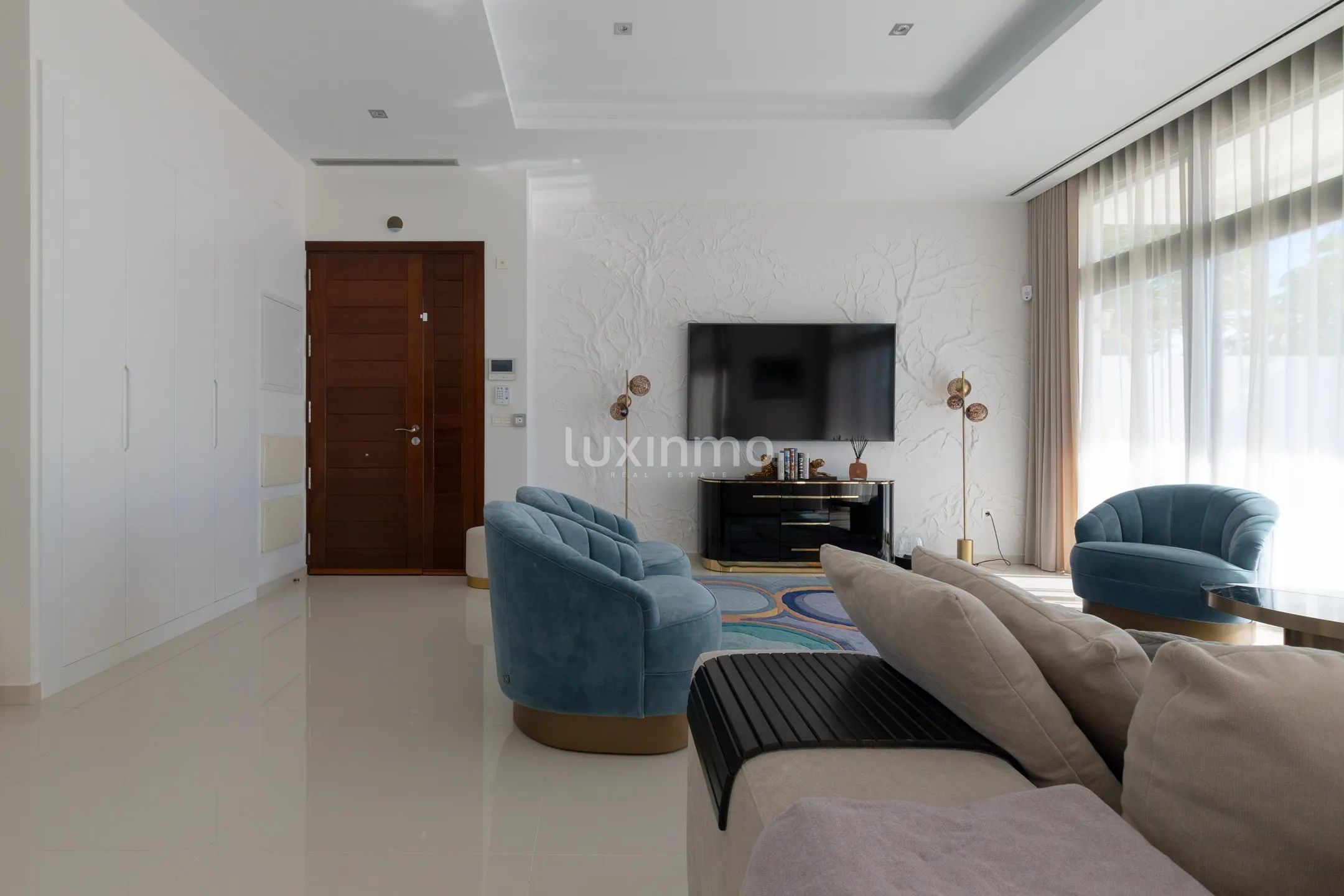 Modern luxury villa with sea views in Sierra Cortina — photo 12