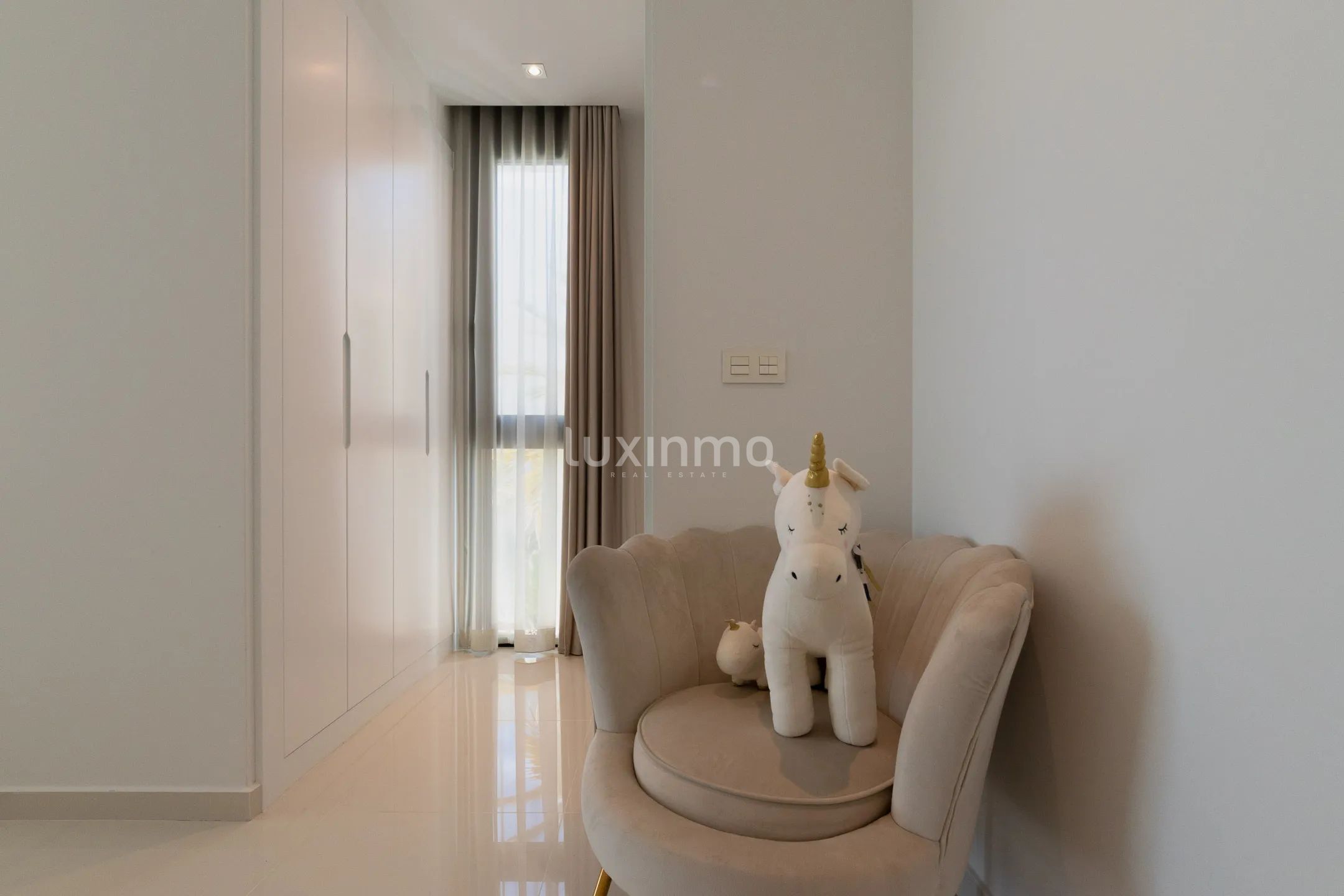 Modern luxury villa with sea views in Sierra Cortina — photo 40