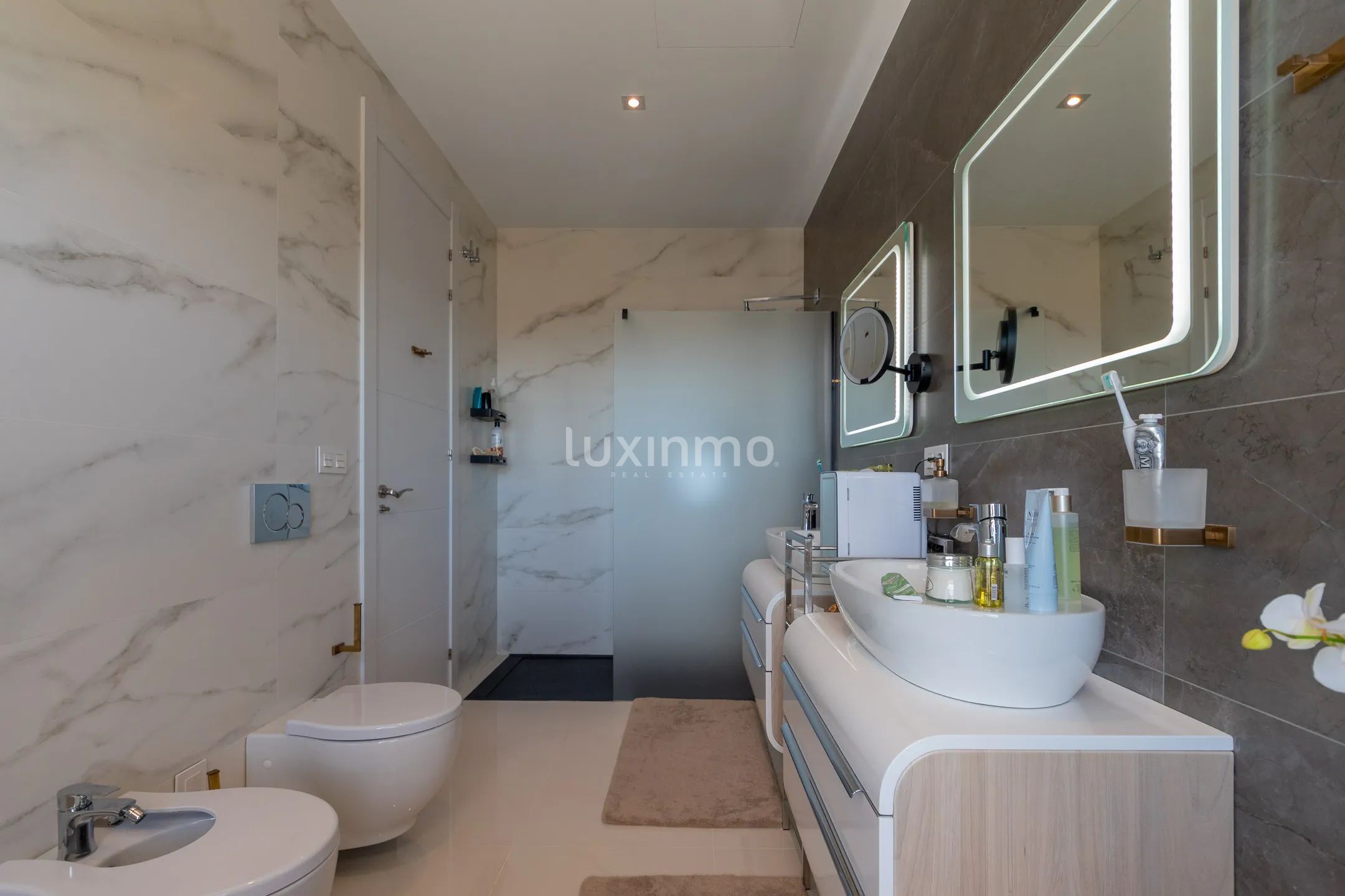 Modern luxury villa with sea views in Sierra Cortina — photo 34