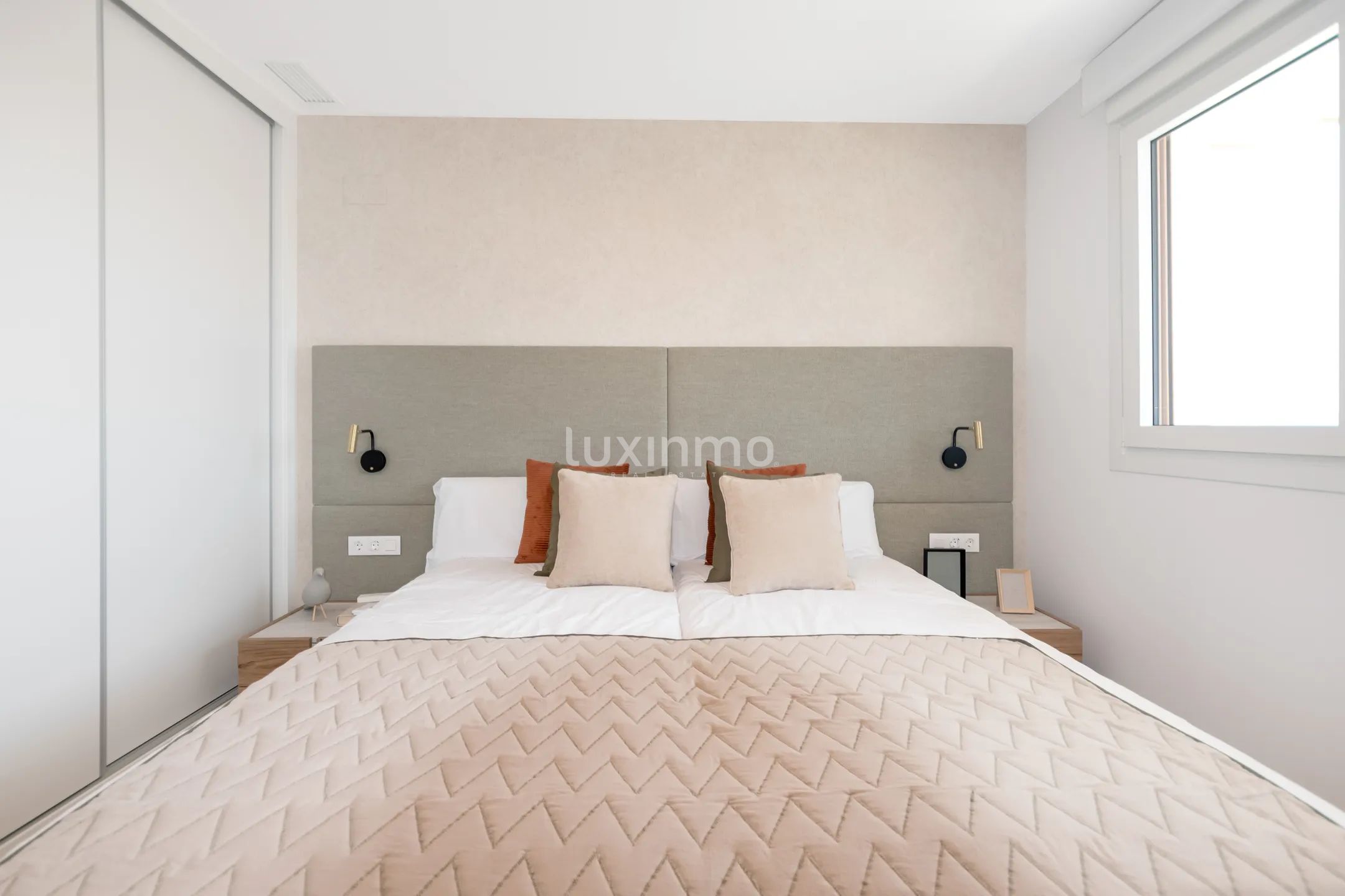 Chef-d'œuvre d'architecture moderne à La Nucia - En construction et à vendre — photo 11