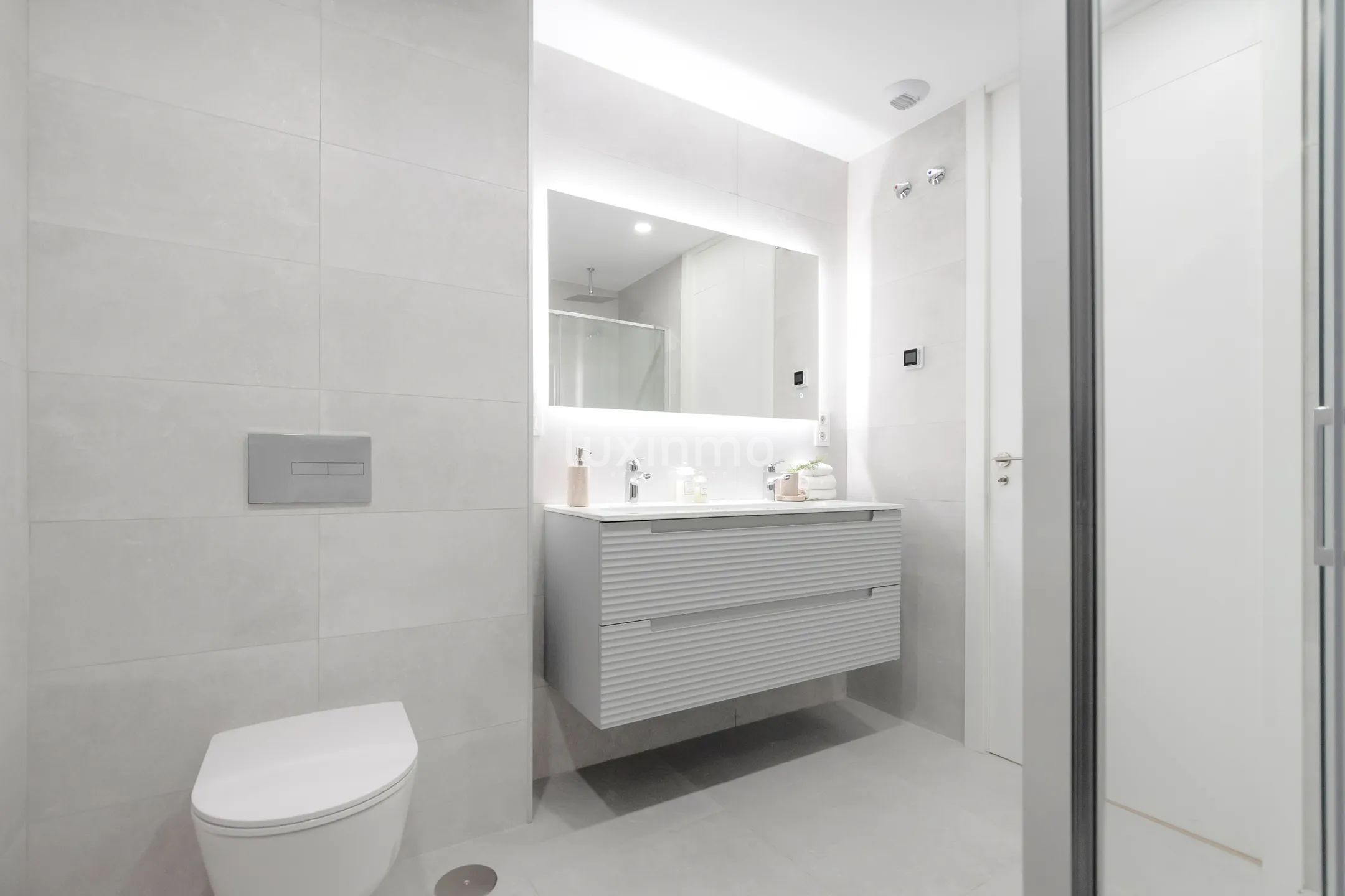 Chef-d'œuvre d'architecture moderne à La Nucia - En construction et à vendre — photo 21