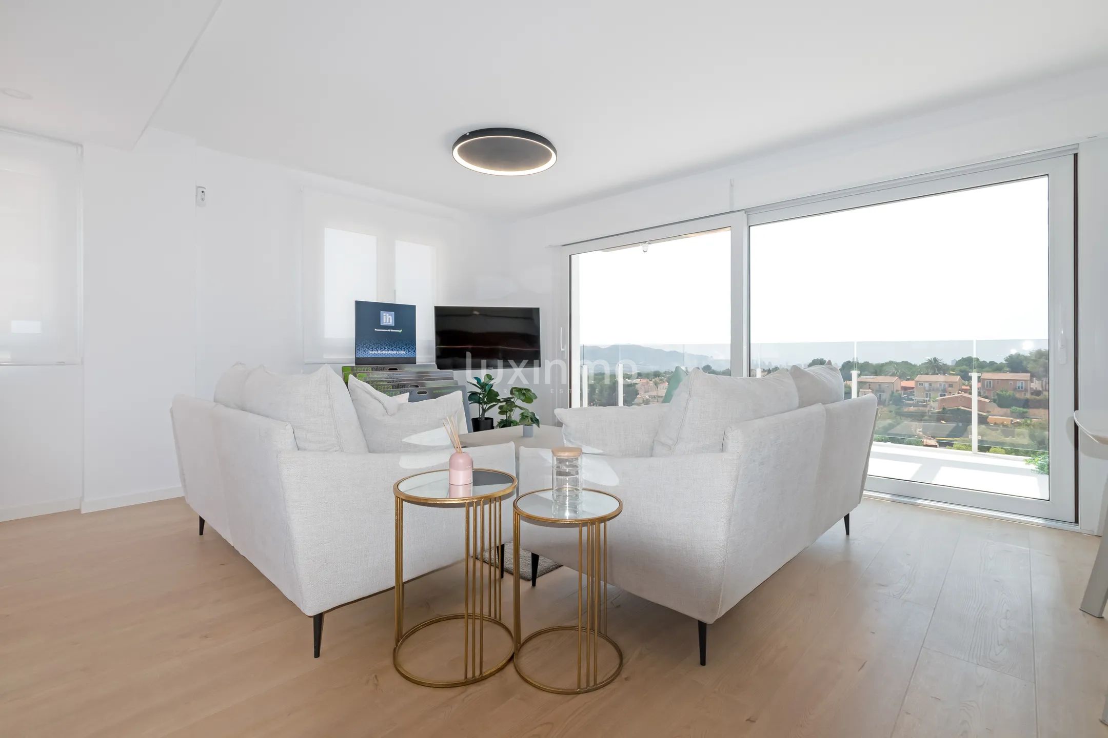Modern Villa in Coloma — photo 5