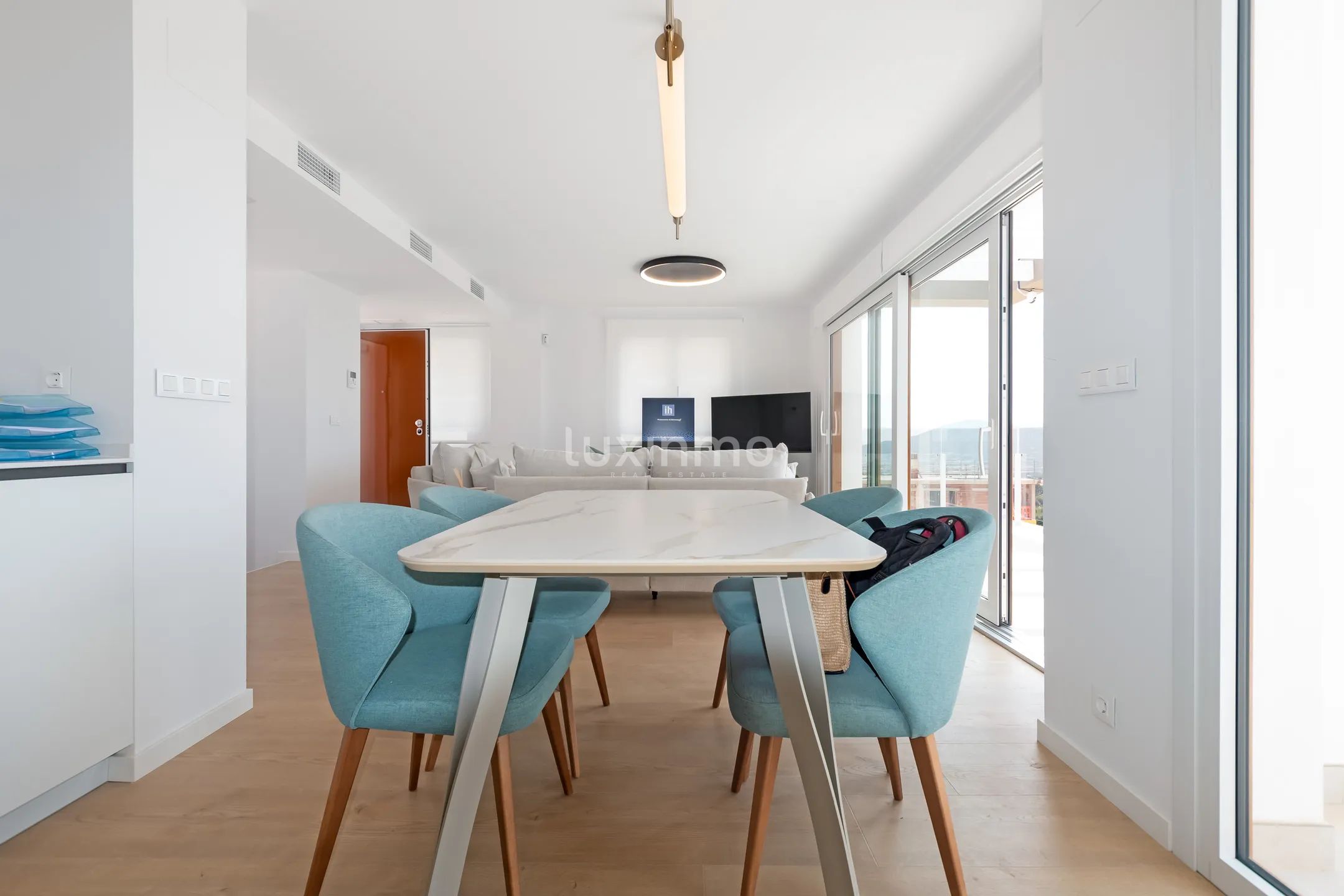 Modern Villa in Coloma — photo 4