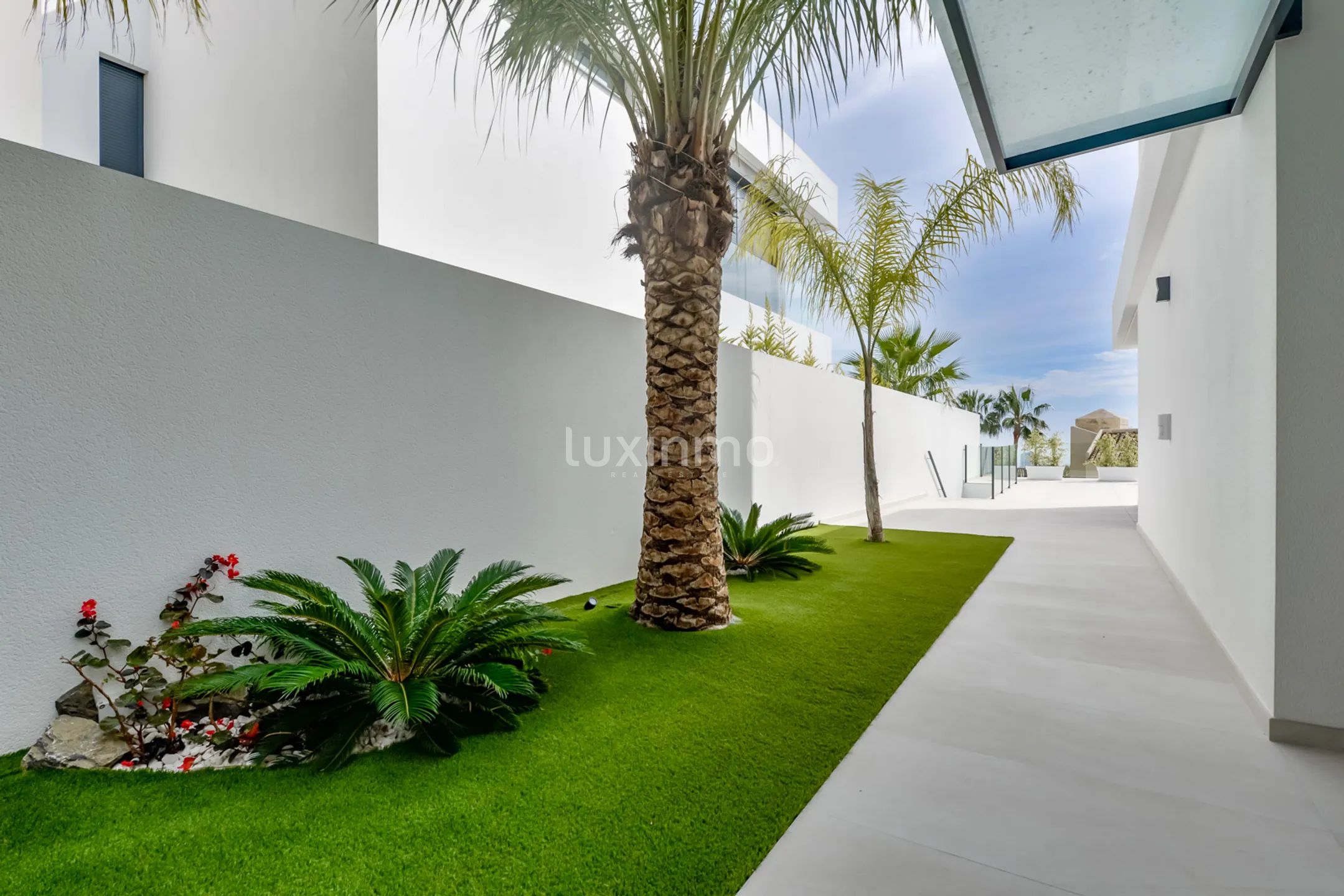 Atemberaubende Luxus-Villa mit atemberaubender Aussicht in Sierra Cortina — photo 63