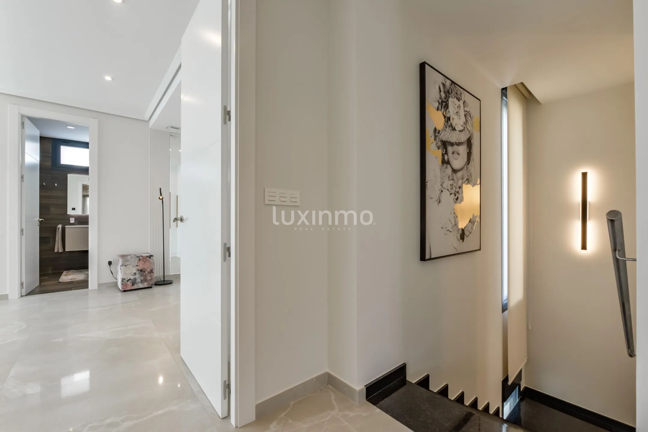 Atemberaubende Luxus-Villa mit atemberaubender Aussicht in Sierra Cortina — photo 26