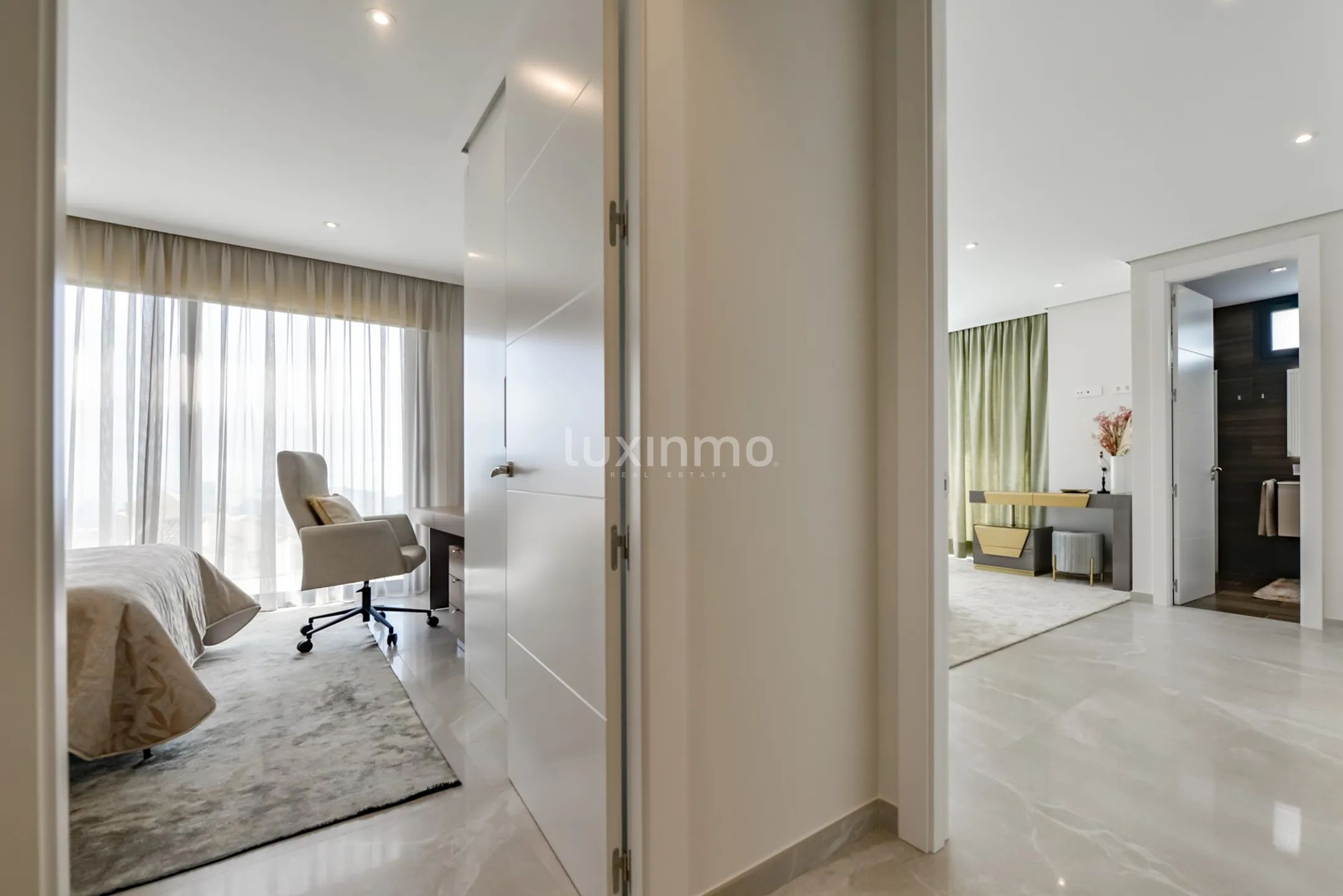 Atemberaubende Luxus-Villa mit atemberaubender Aussicht in Sierra Cortina — photo 27