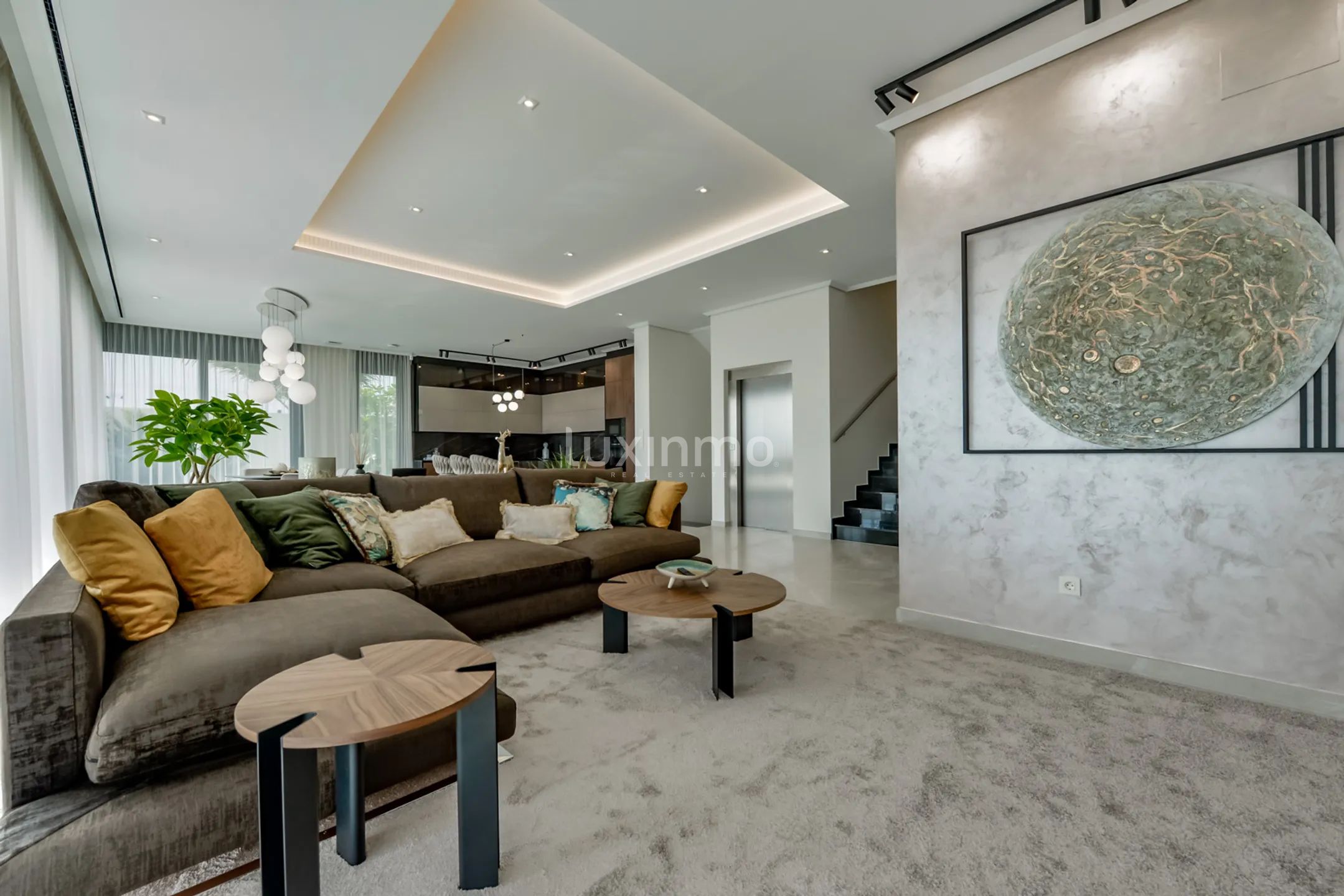 Atemberaubende Luxus-Villa mit atemberaubender Aussicht in Sierra Cortina — photo 12