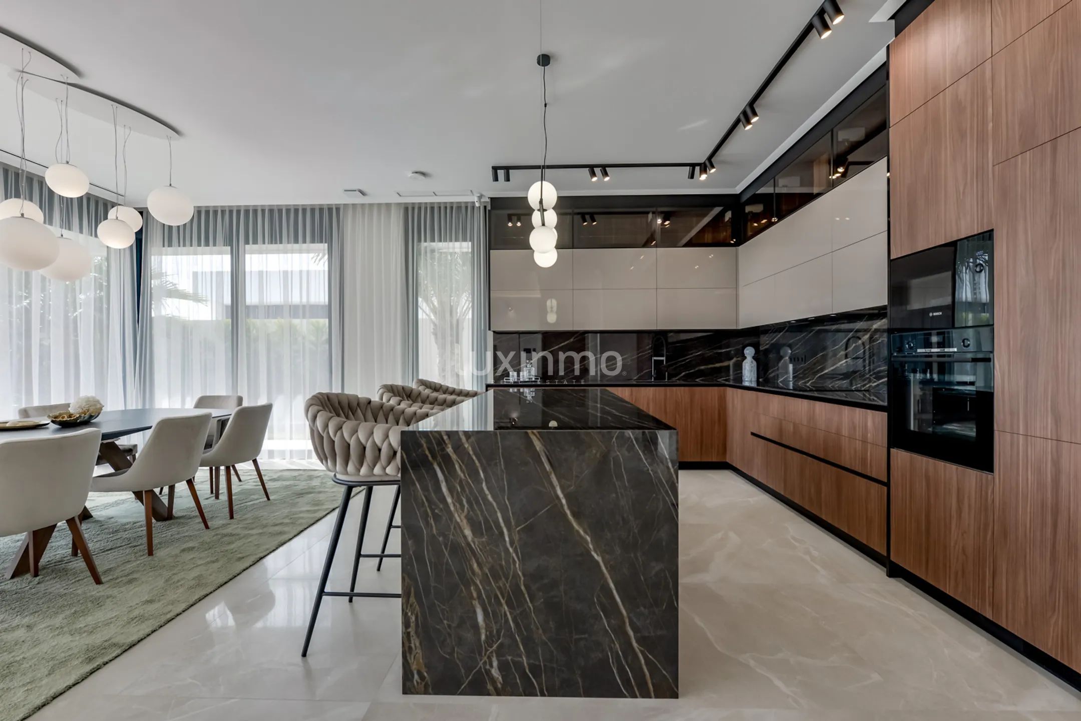 Atemberaubende Luxus-Villa mit atemberaubender Aussicht in Sierra Cortina — photo 24