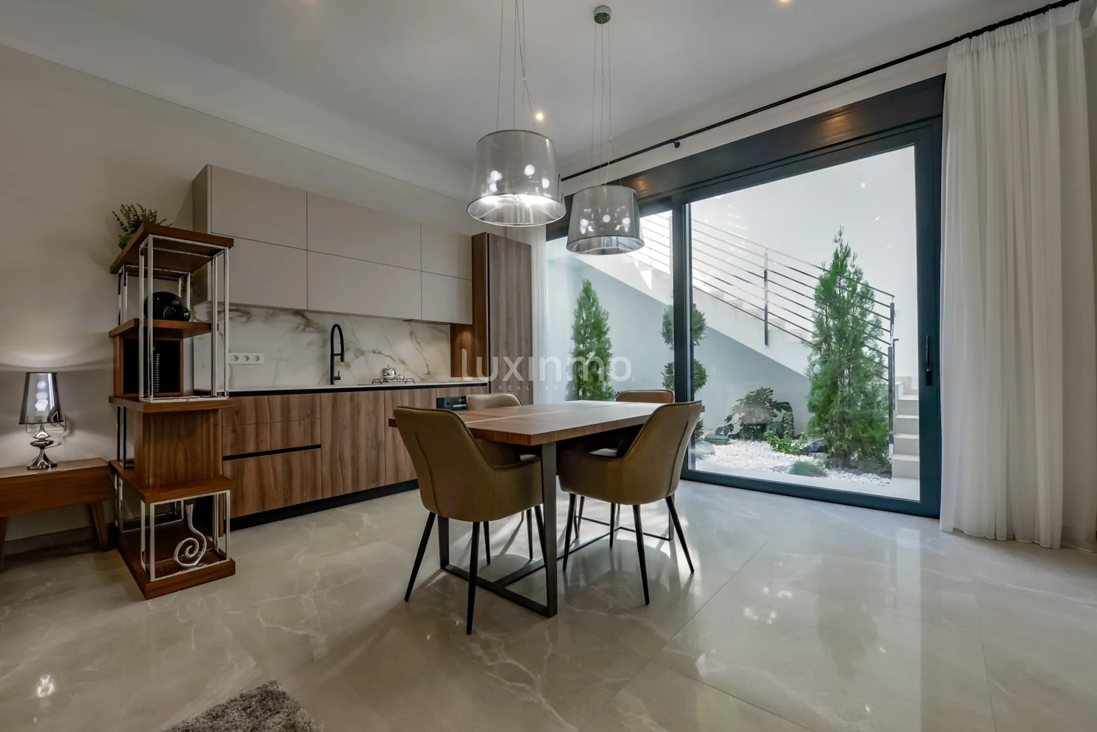 Atemberaubende Luxus-Villa mit atemberaubender Aussicht in Sierra Cortina — photo 53