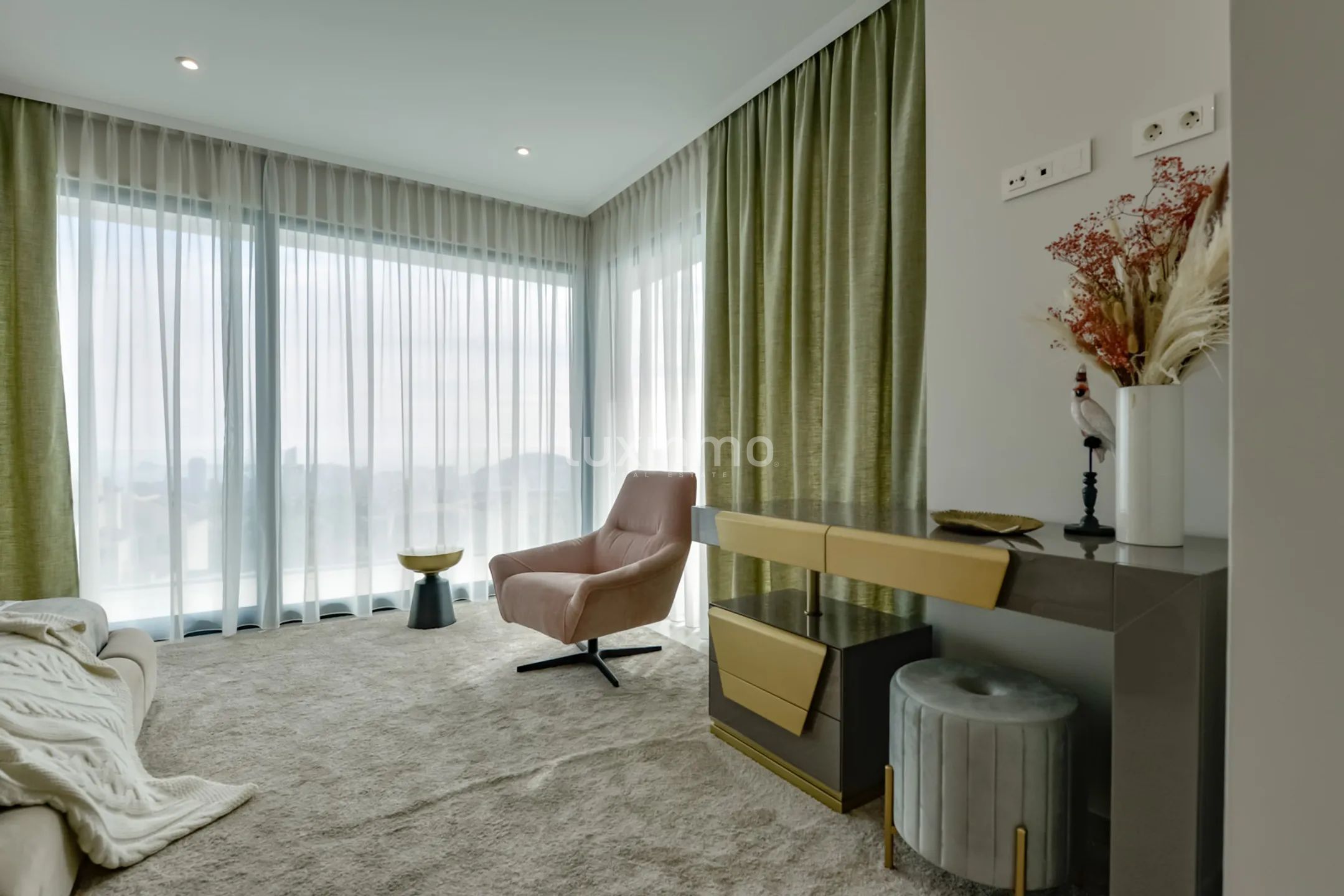 Atemberaubende Luxus-Villa mit atemberaubender Aussicht in Sierra Cortina — photo 33