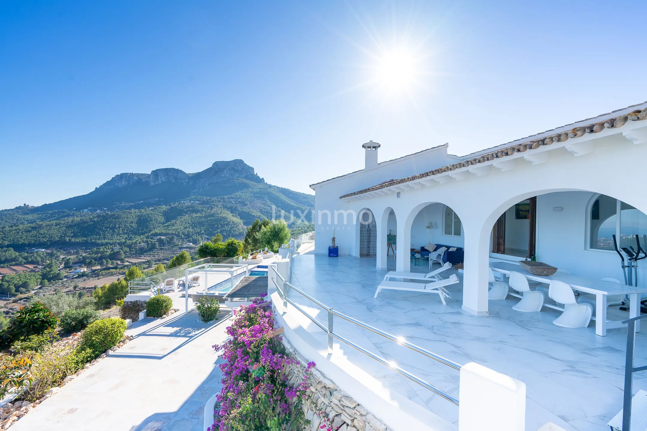 Fantastic villa with total privacy and panoramic views in Benissa — photo 3