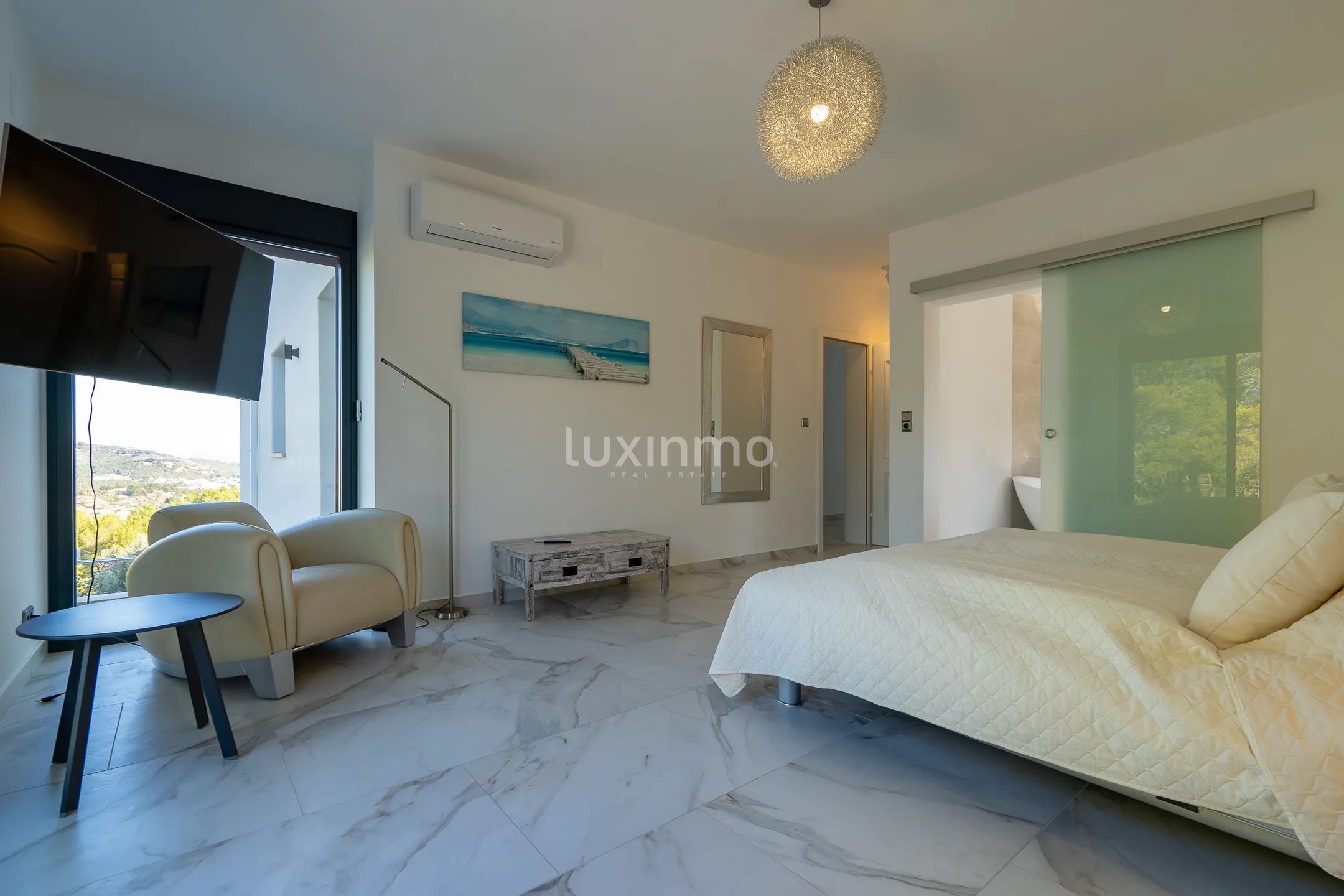 Вилла с полным уединением и панорамным видом в Бениссе — photo 15