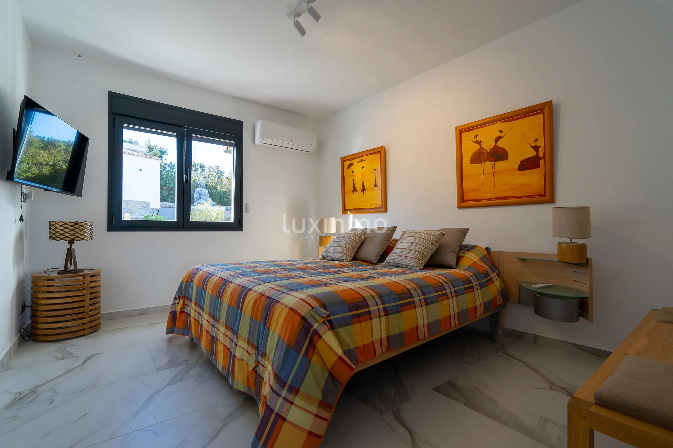 Вилла с полным уединением и панорамным видом в Бениссе — photo 26