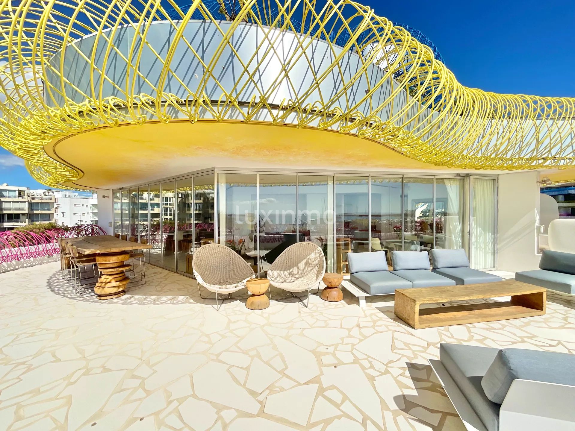 Nowoczesny apartament z przepięknym widokiem na morze i willę Dalt, Ibiza — photo 12