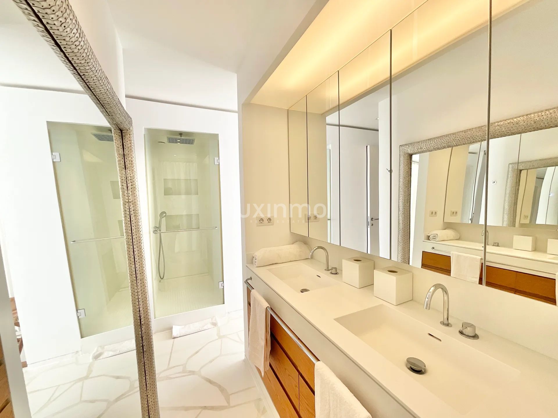 Nowoczesny apartament z przepięknym widokiem na morze i willę Dalt, Ibiza — photo 43