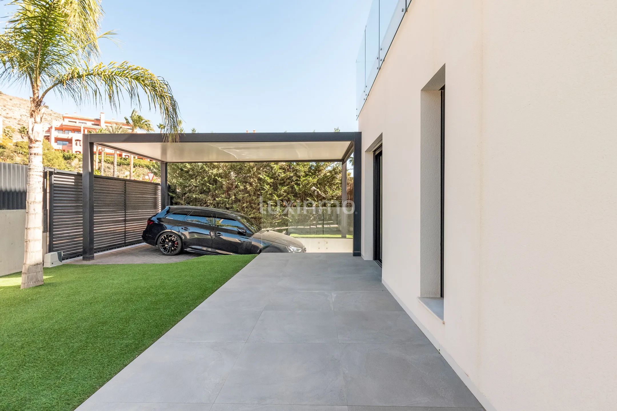 Fantastisk, moderne villa med havutsikt i Sierra Cortina — photo 30