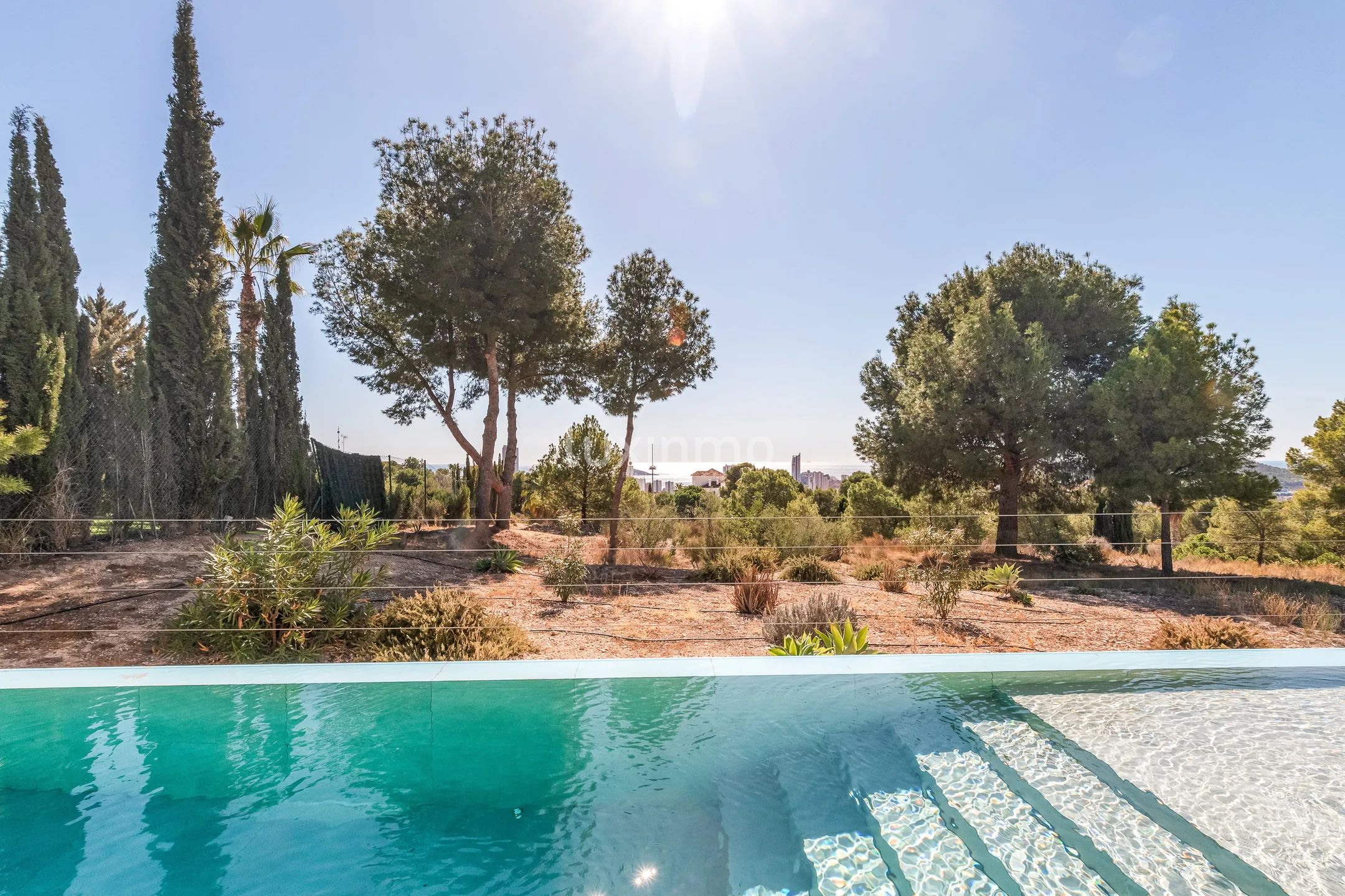 Fantastisk, moderne villa med havutsikt i Sierra Cortina — photo 2