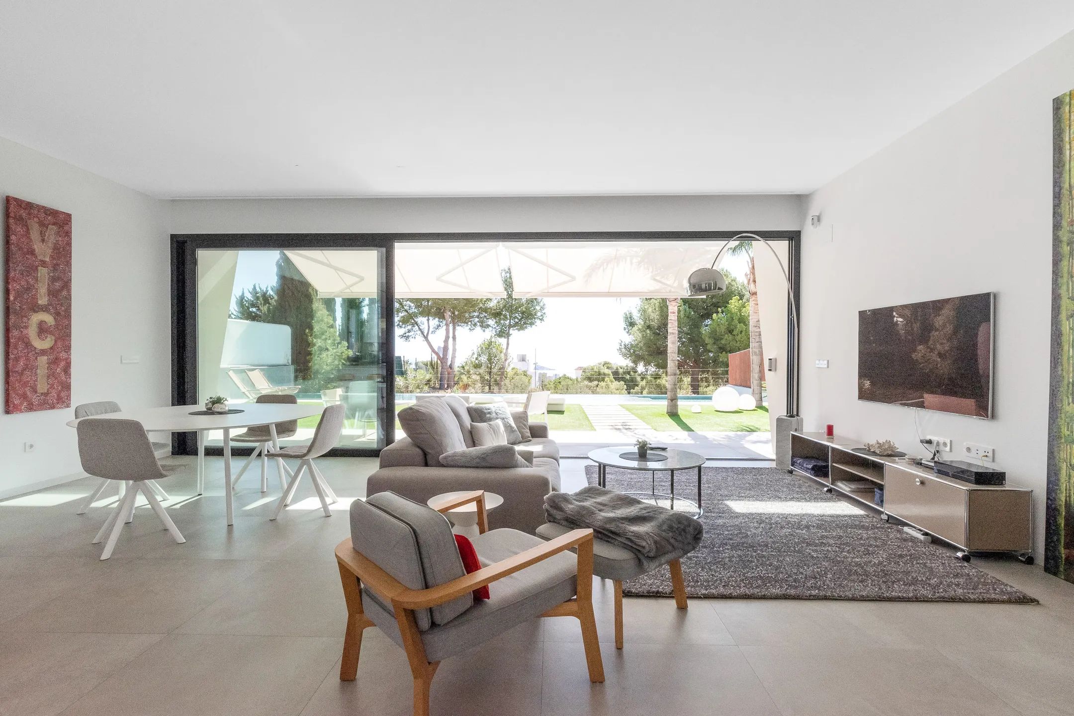 Fantastisk, moderne villa med havutsikt i Sierra Cortina — photo 7