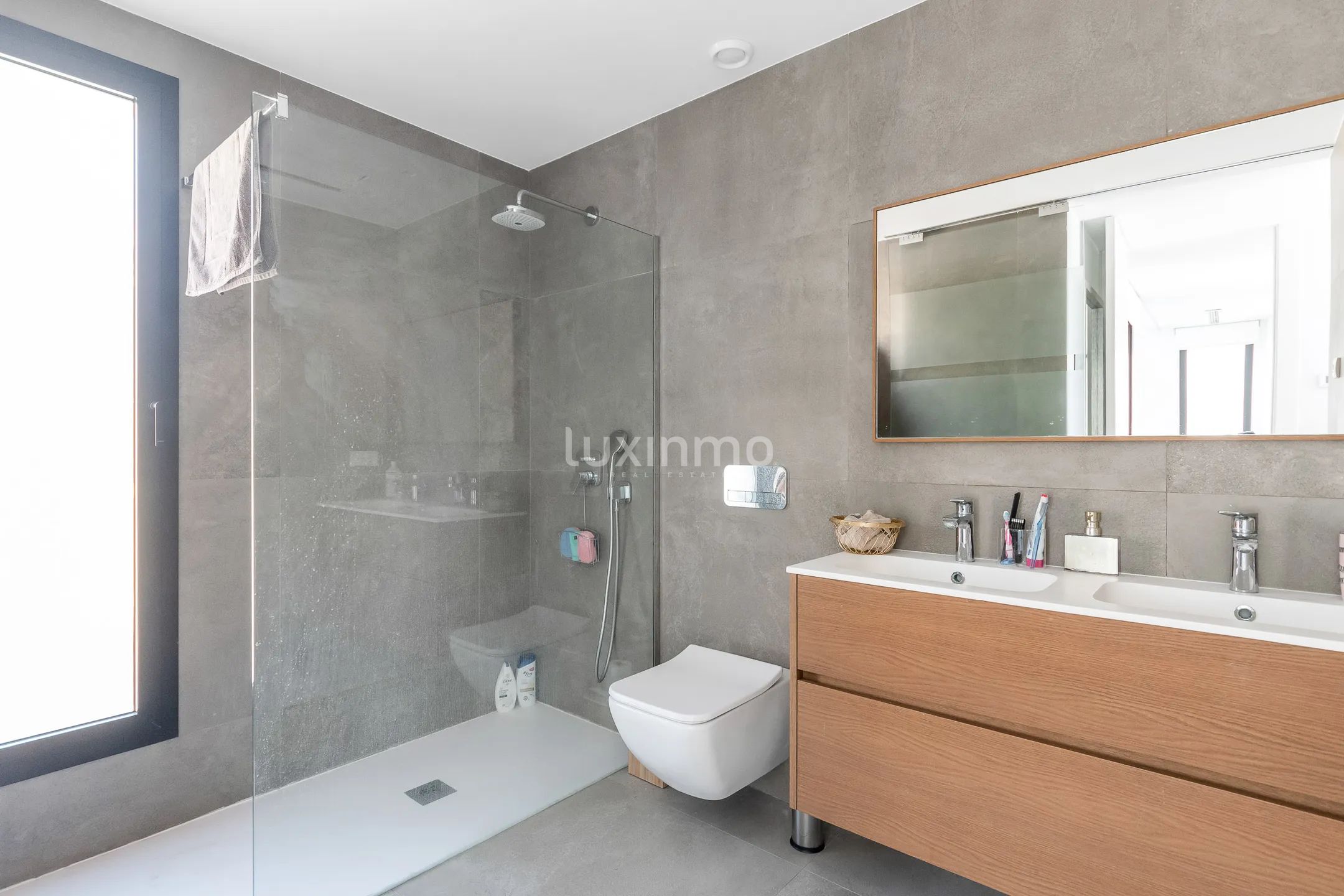 Fantastisk modern villa med havsutsikt i Sierra Cortina — photo 17
