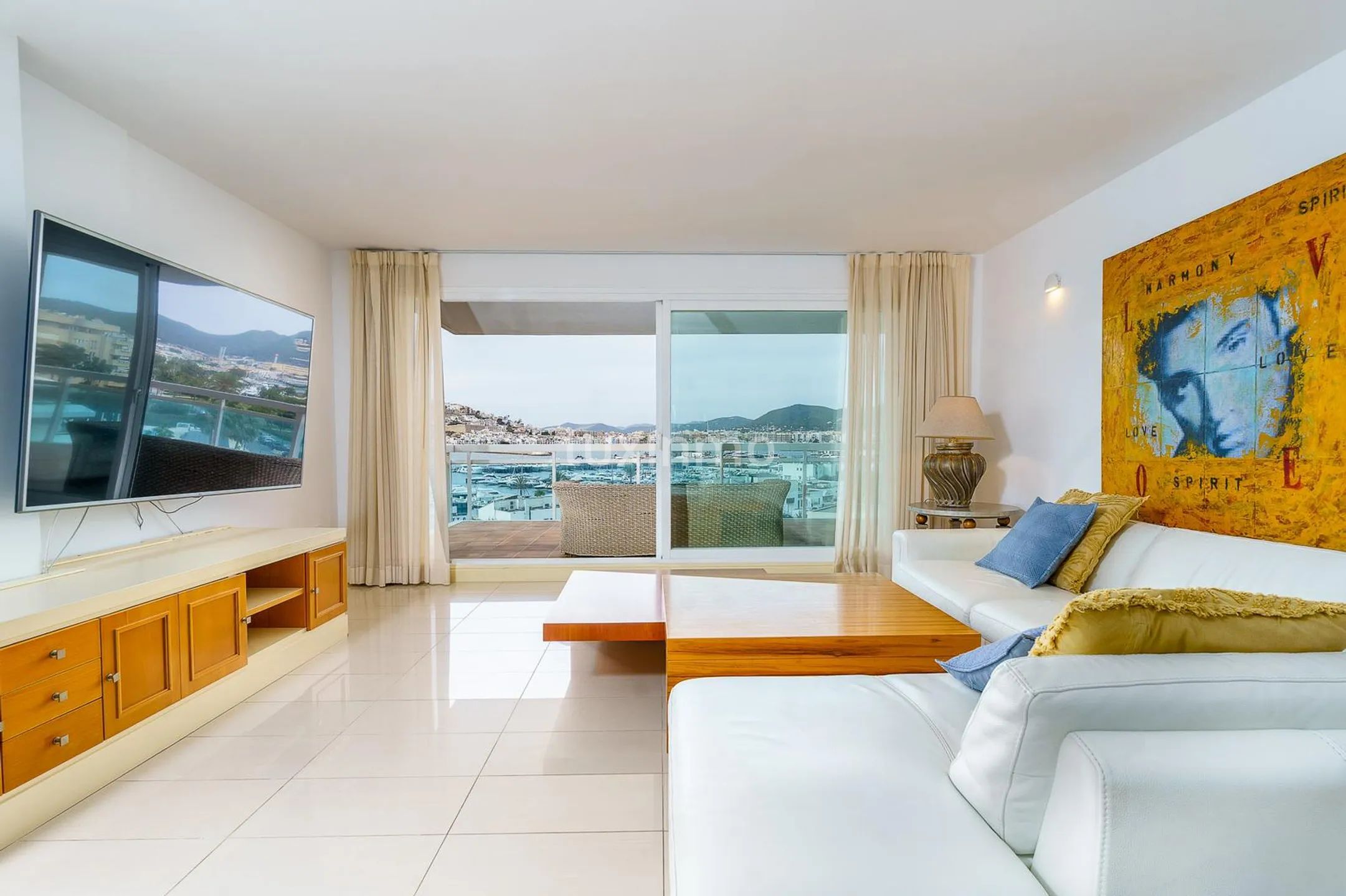 Stunning Penthouse in Marina Botafoc-Talamanca with Renovation Project — photo 7
